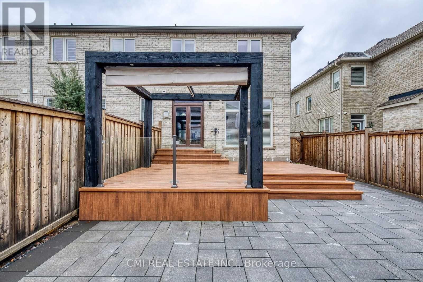 46 Losino Street, Caledon, Ontario  L7C 3N4 - Photo 37 - W12994766