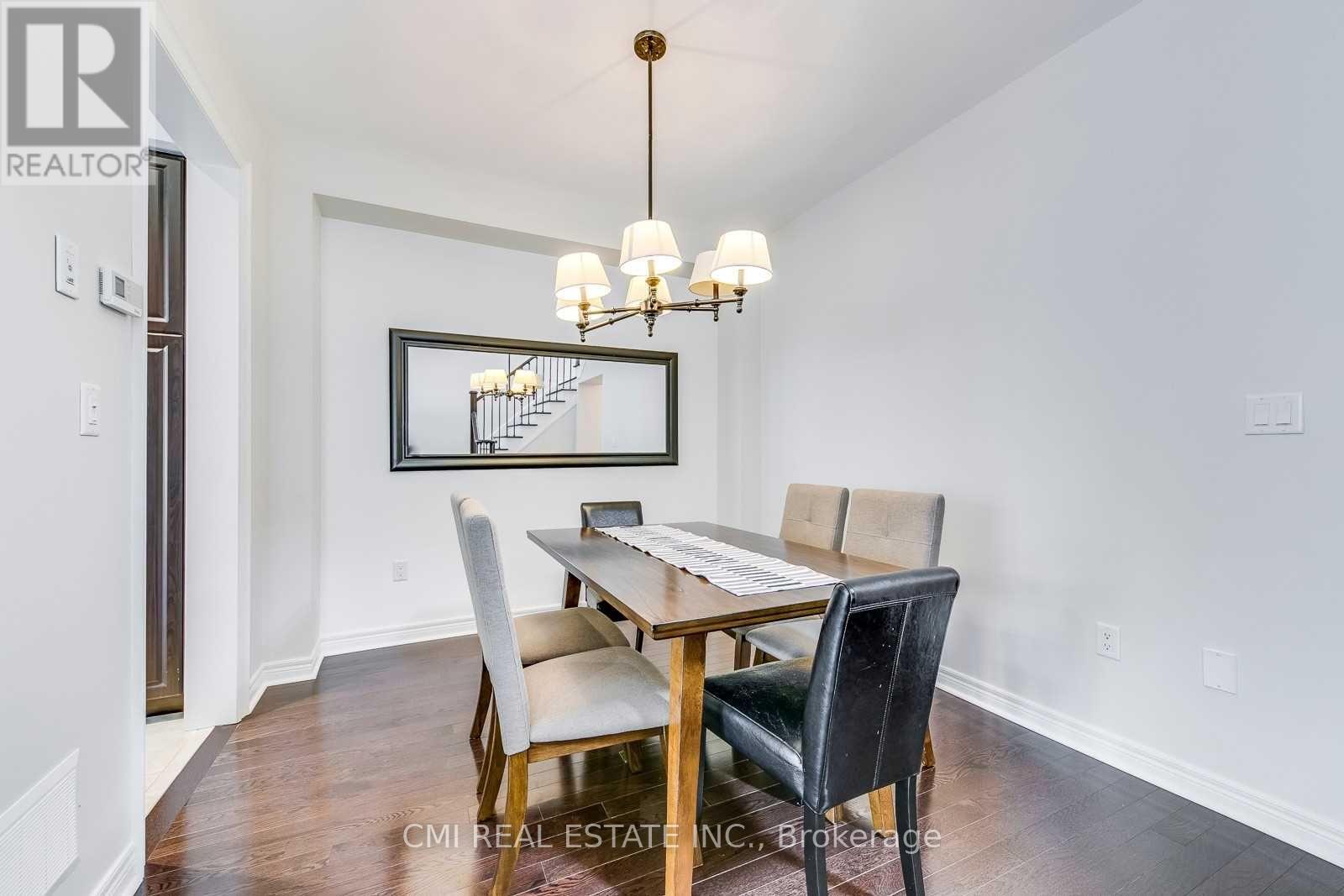 46 Losino Street, Caledon, Ontario  L7C 3N4 - Photo 6 - W12994766