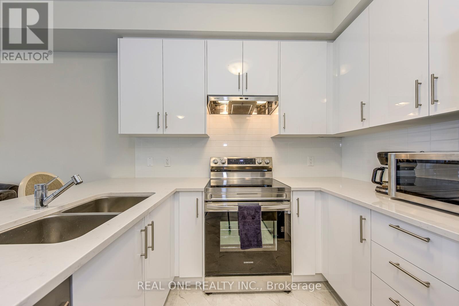 1281 Anthonia Trail, Oakville, Ontario  L6H 7Y7 - Photo 15 - W12994810