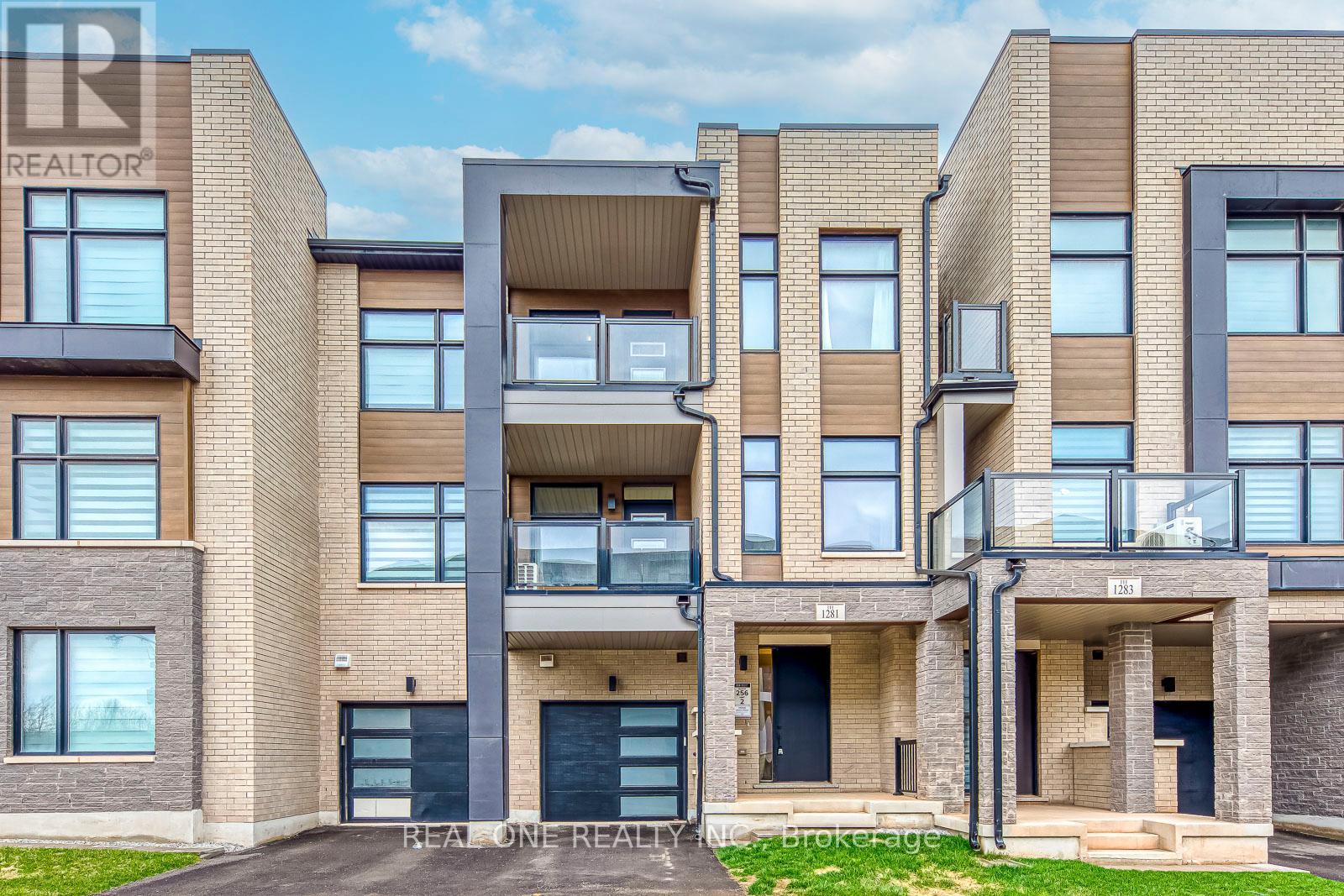 1281 Anthonia Trail, Oakville, Ontario  L6H 7Y7 - Photo 2 - W12994810