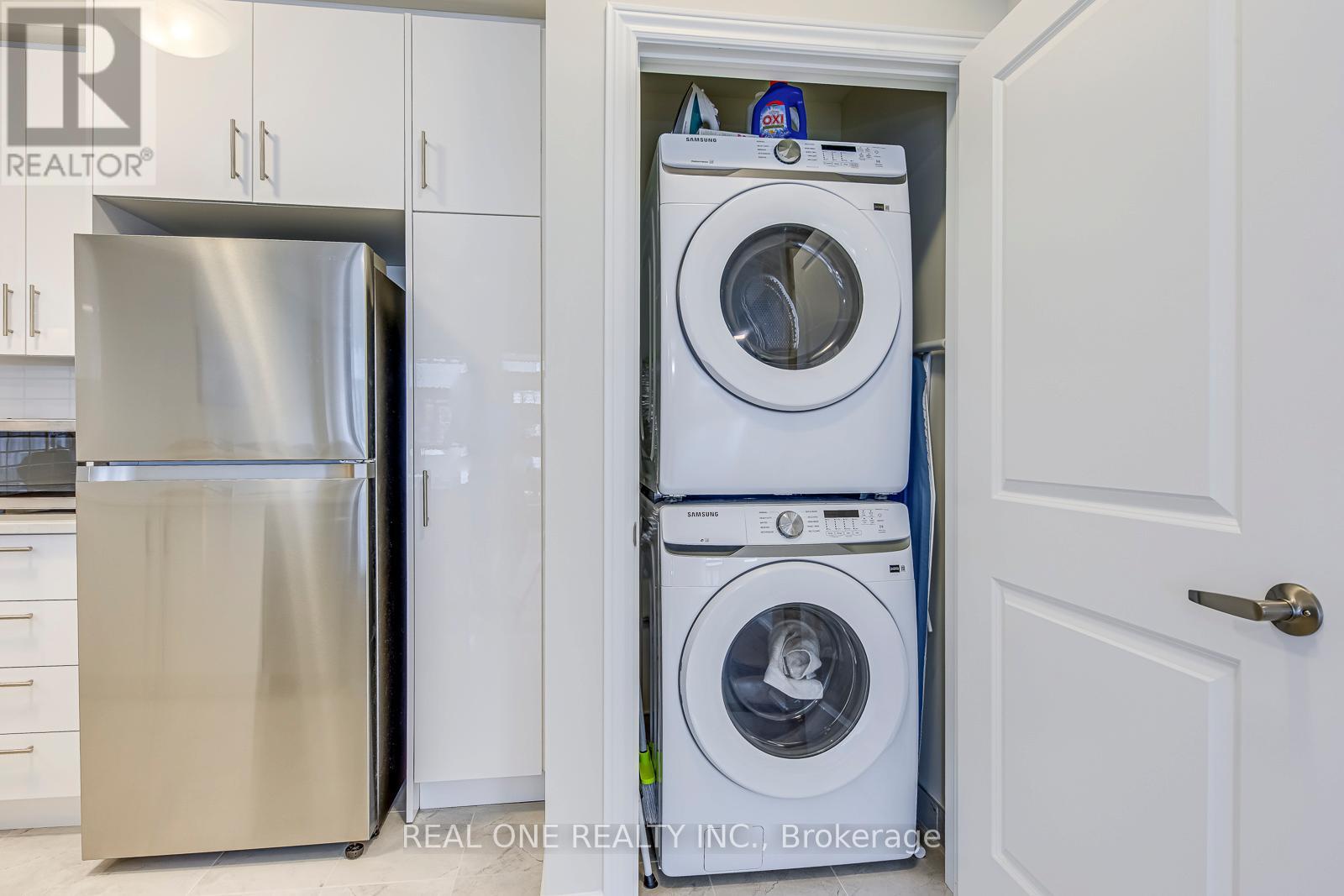 1281 Anthonia Trail, Oakville, Ontario  L6H 7Y7 - Photo 22 - W12994810