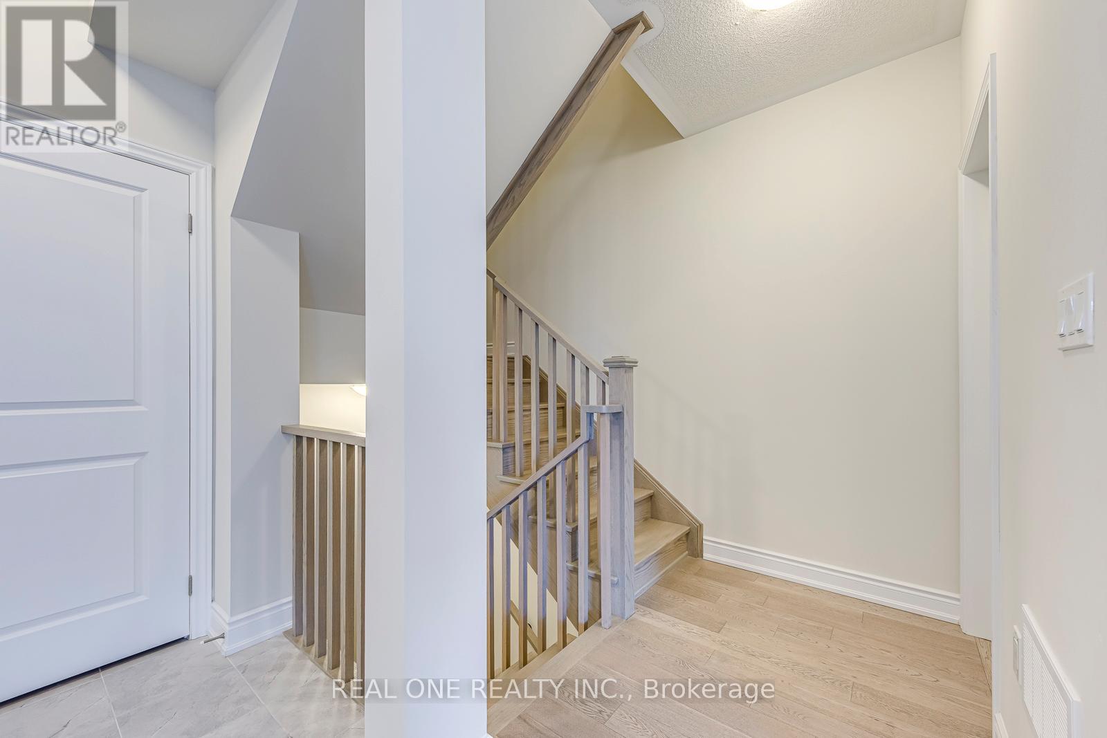 1281 Anthonia Trail, Oakville, Ontario  L6H 7Y7 - Photo 24 - W12994810