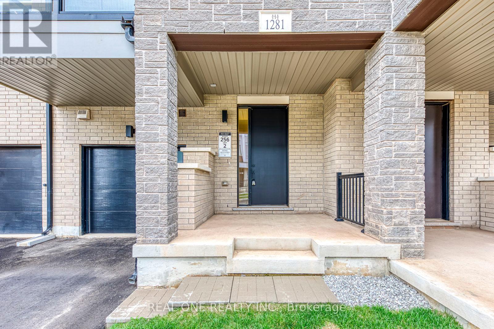 1281 Anthonia Trail, Oakville, Ontario  L6H 7Y7 - Photo 3 - W12994810