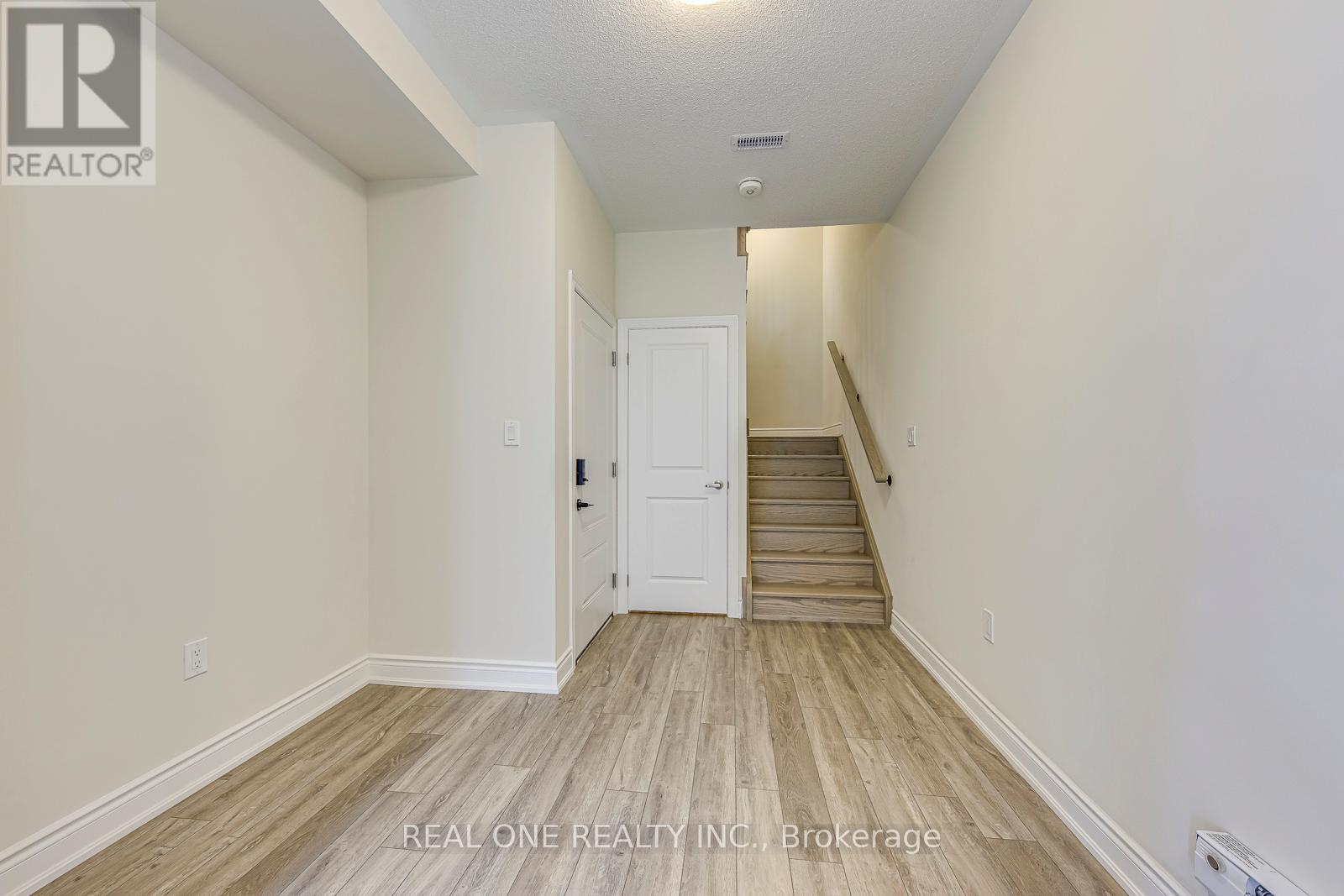 1281 Anthonia Trail, Oakville, Ontario  L6H 7Y7 - Photo 6 - W12994810