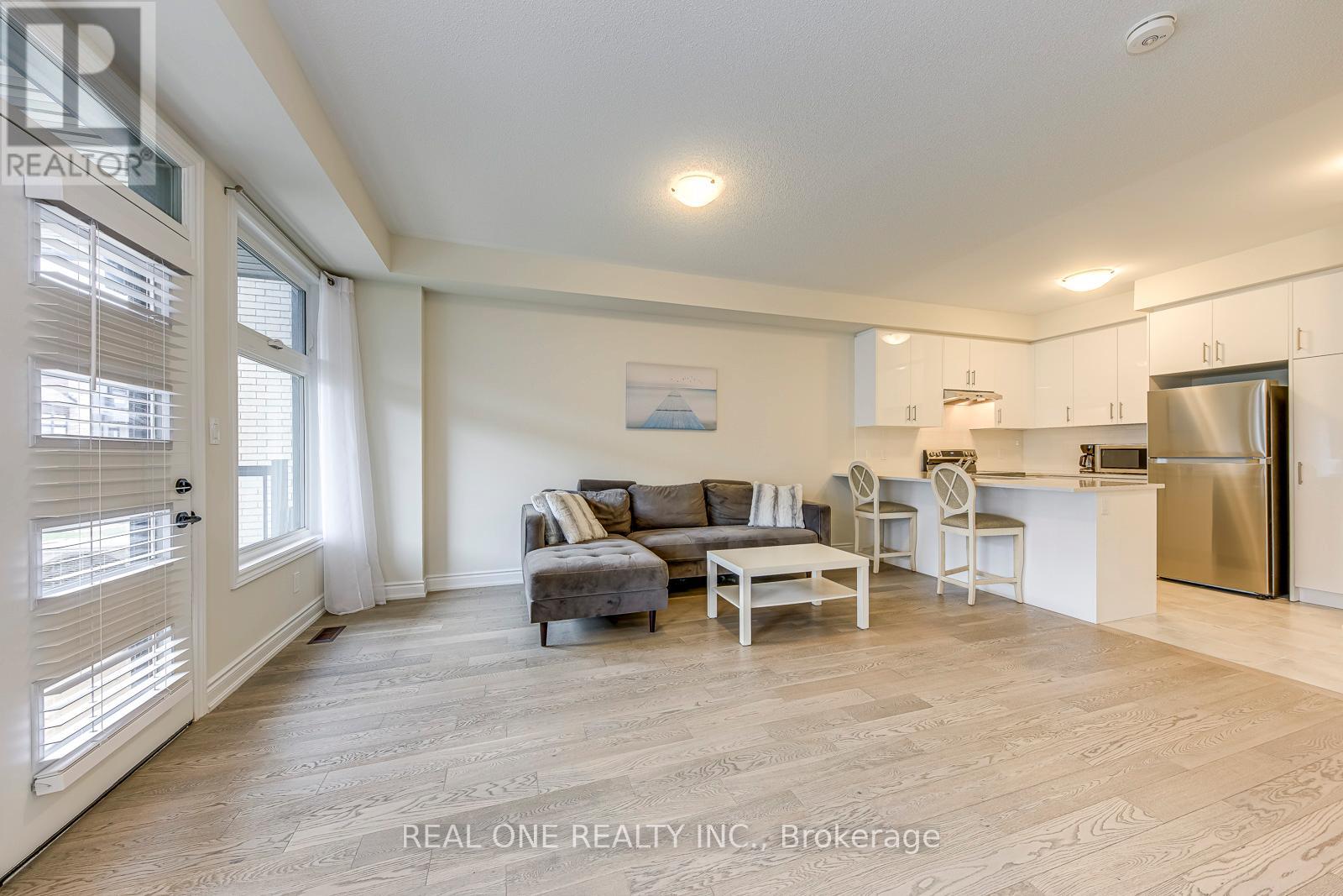 1281 Anthonia Trail, Oakville, Ontario  L6H 7Y7 - Photo 7 - W12994810