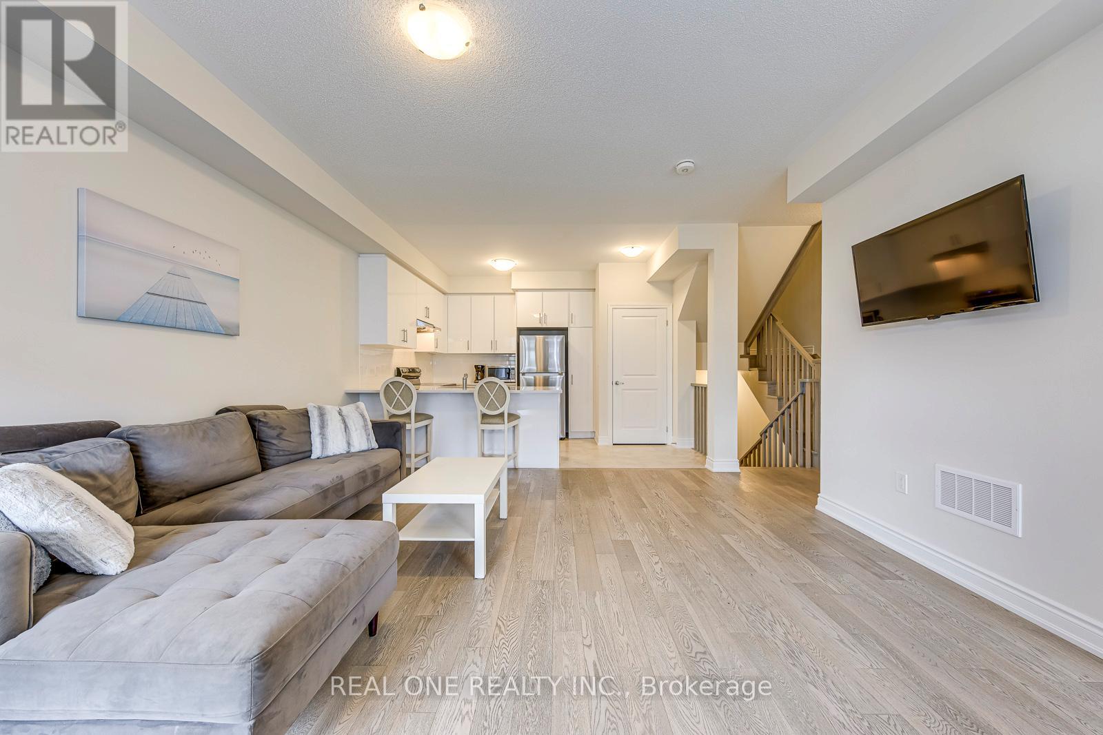 1281 Anthonia Trail, Oakville, Ontario  L6H 7Y7 - Photo 9 - W12994810