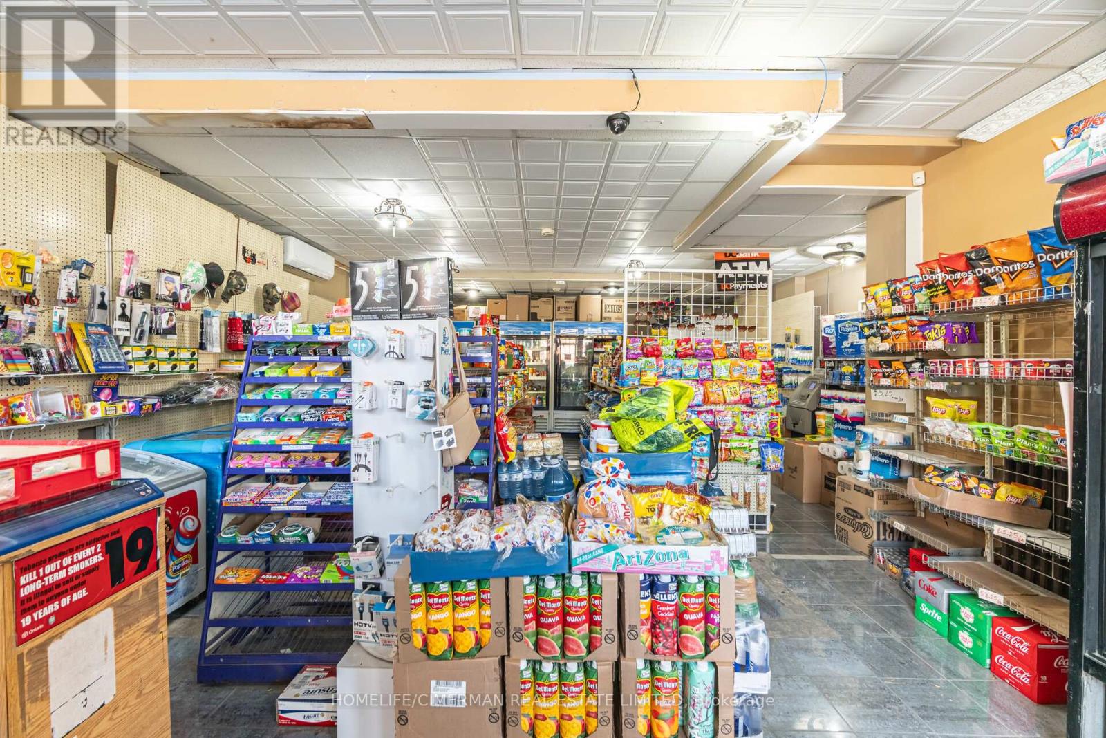 2681 Eglinton Avenue W, Toronto, Ontario  M6M 1T8 - Photo 7 - W12994830