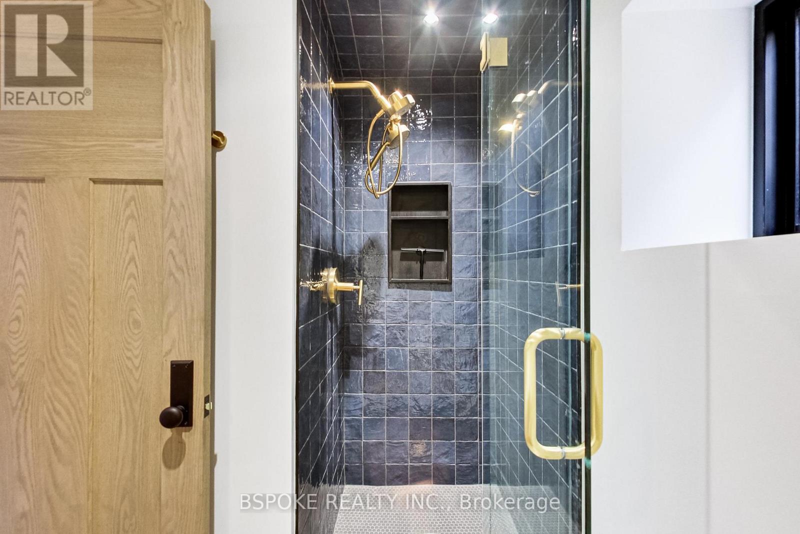 75 Evelyn Avenue, Toronto, Ontario  M6P 2Z2 - Photo 28 - W12994854