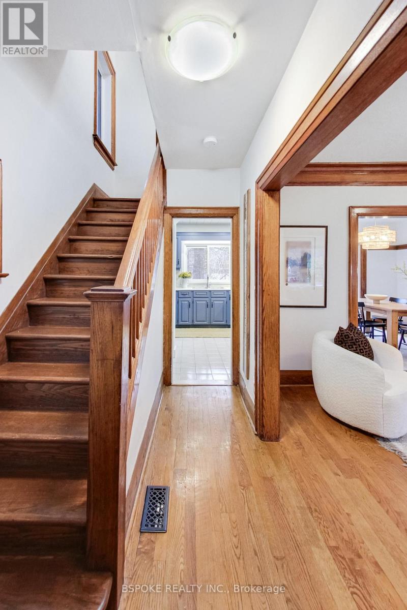 75 Evelyn Avenue, Toronto, Ontario  M6P 2Z2 - Photo 3 - W12994854