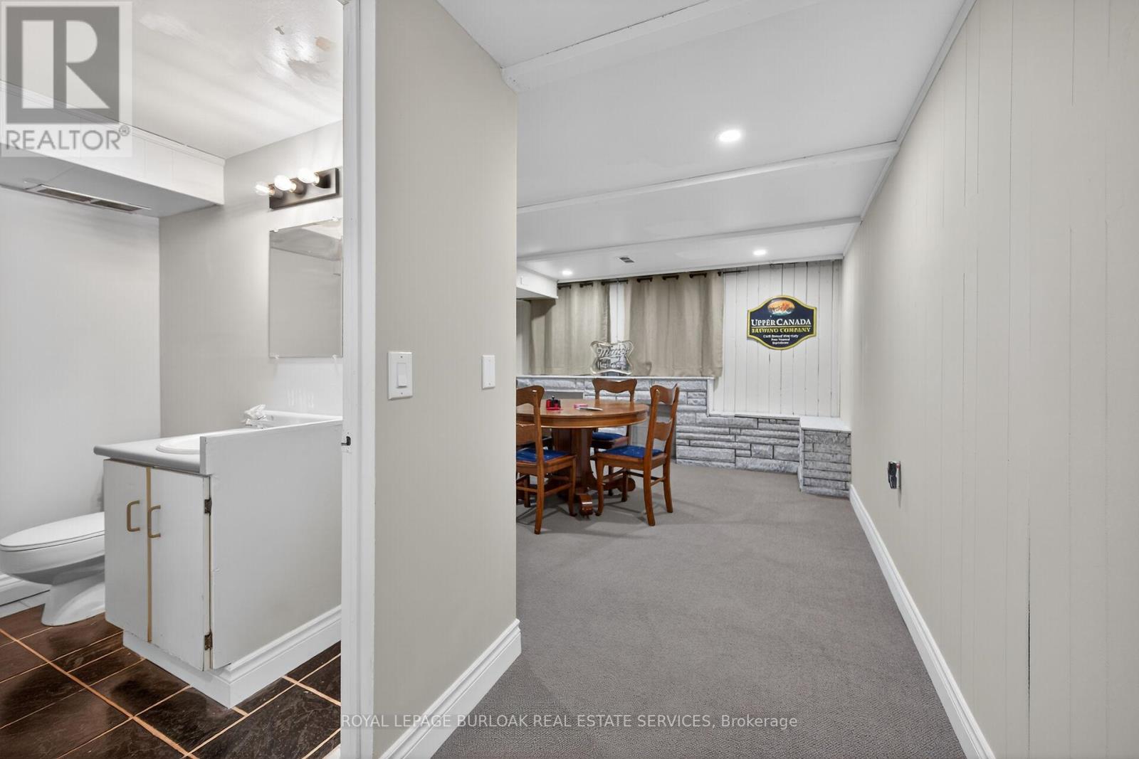 2387 Maryvale Court, Burlington, Ontario  L7P 2P1 - Photo 31 - W12994858