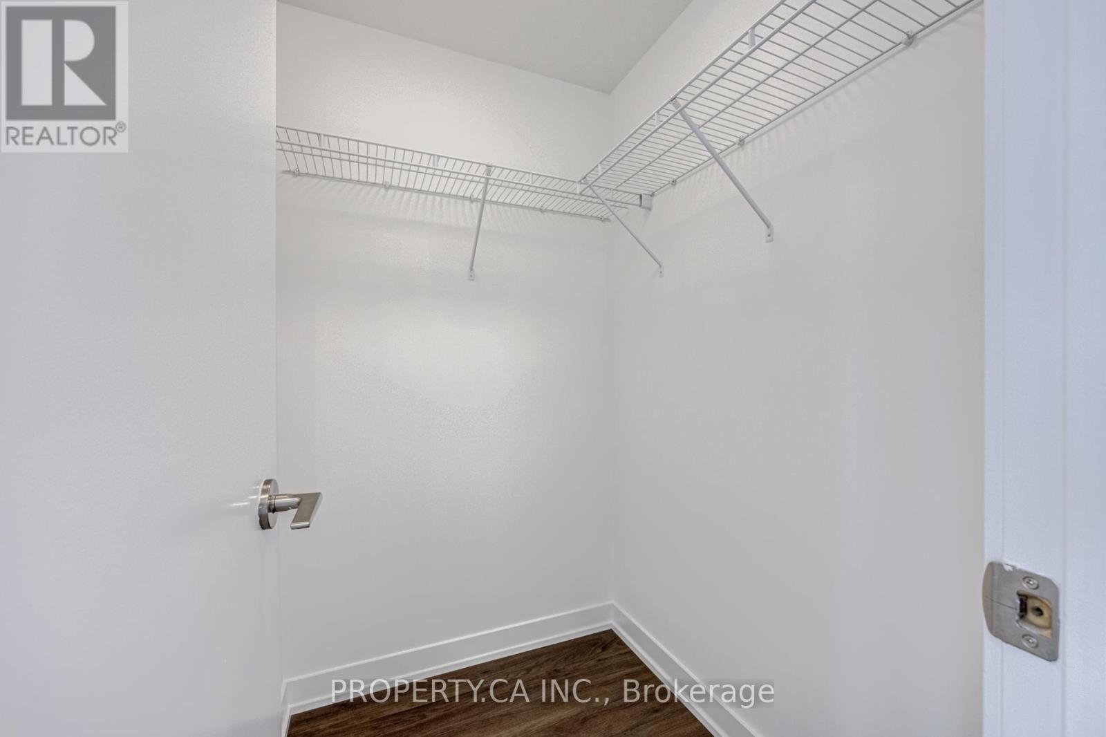 1501 - 10 Park Lawn Road, Toronto, Ontario  M8V 0H9 - Photo 10 - W12994876