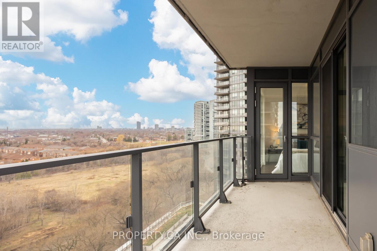 1501 - 10 Park Lawn Road, Toronto, Ontario  M8V 0H9 - Photo 19 - W12994876
