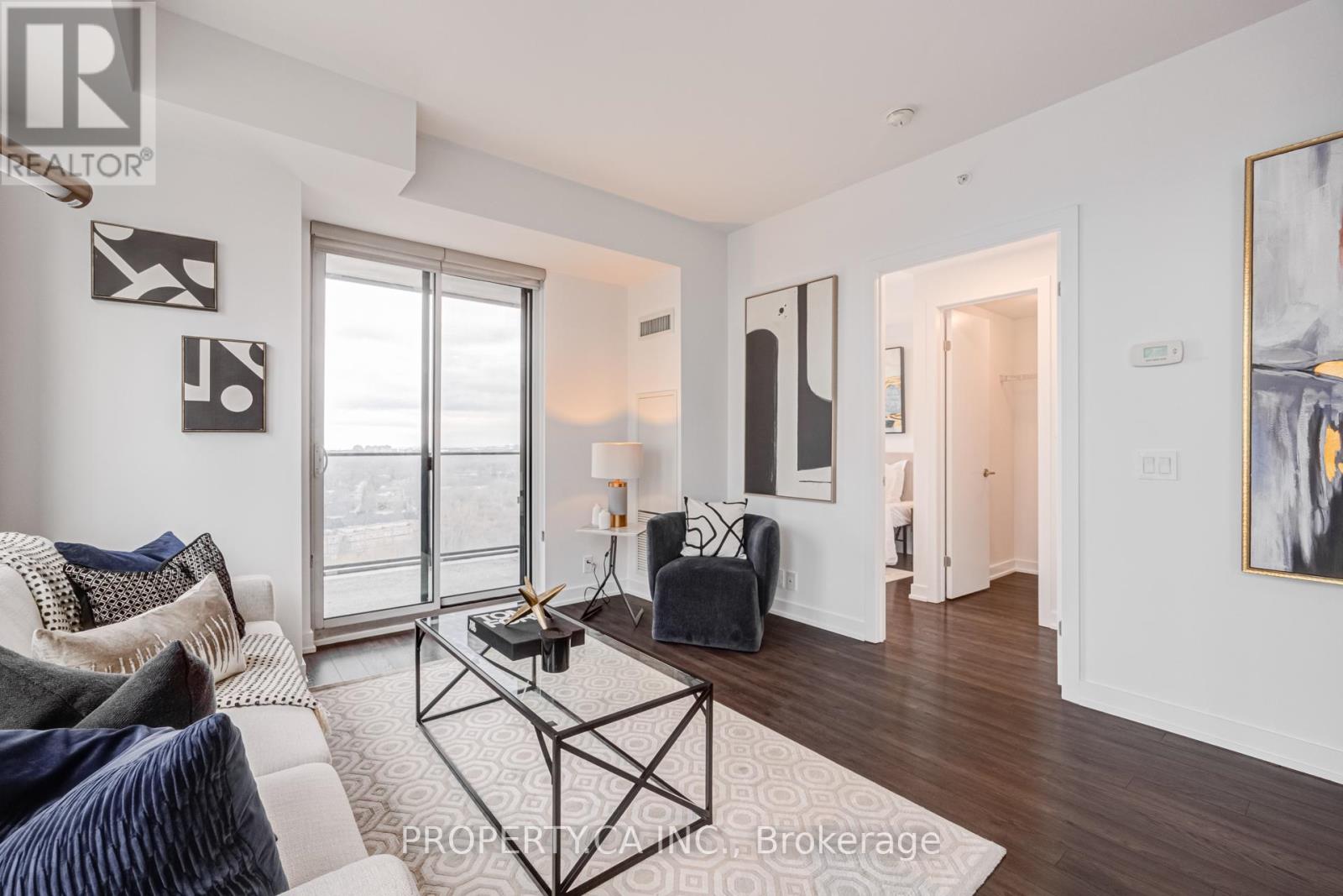 1501 - 10 Park Lawn Road, Toronto, Ontario  M8V 0H9 - Photo 4 - W12994876