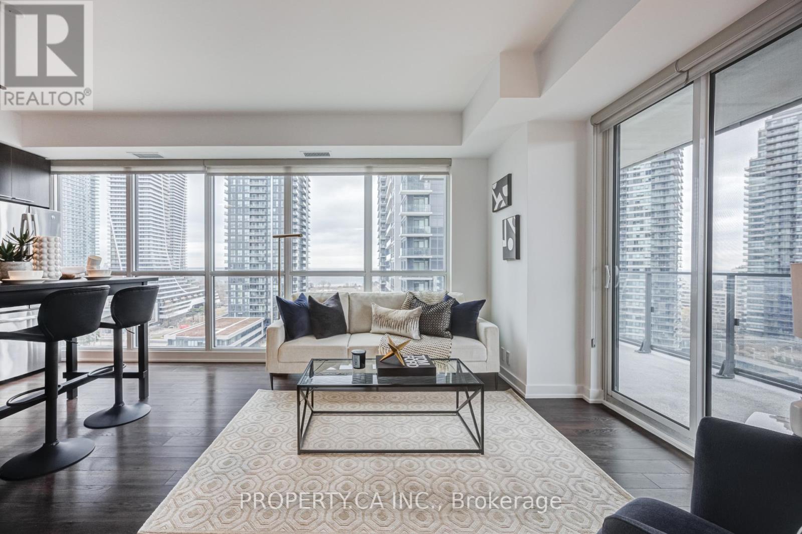 1501 - 10 Park Lawn Road, Toronto, Ontario  M8V 0H9 - Photo 6 - W12994876