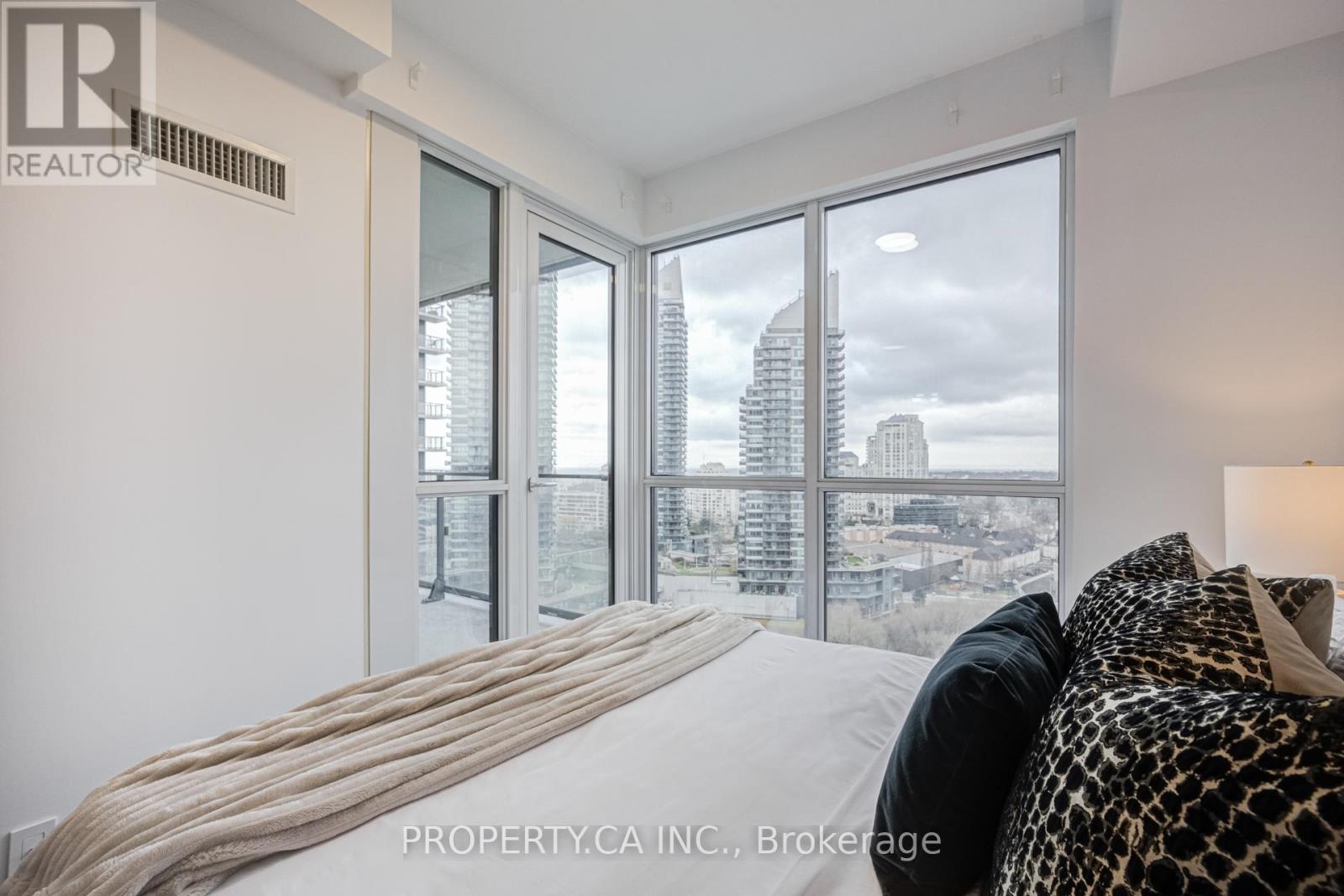 1501 - 10 Park Lawn Road, Toronto, Ontario  M8V 0H9 - Photo 9 - W12994876