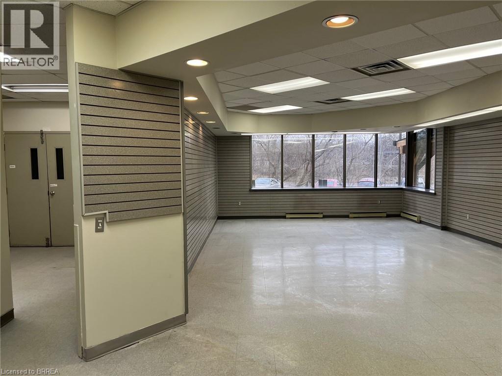 139 Grand River Street N Unit# 102, Paris, Ontario  N3L 2M4 - Photo 6 - 40819044