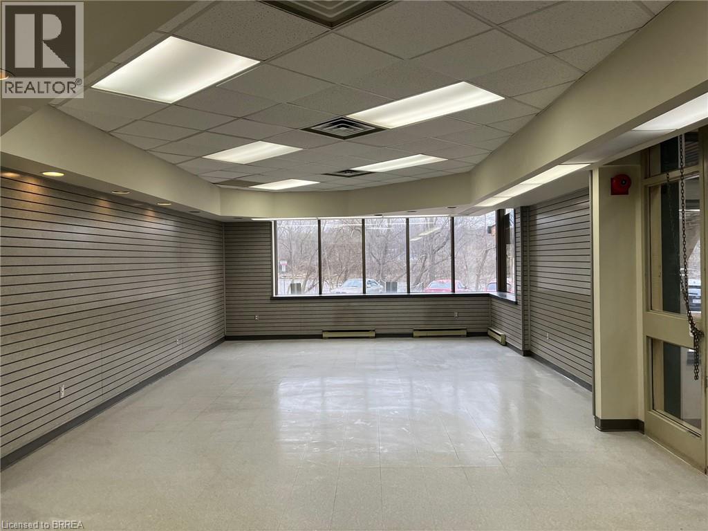 139 Grand River Street N Unit# 102, Paris, Ontario  N3L 2M4 - Photo 7 - 40819044