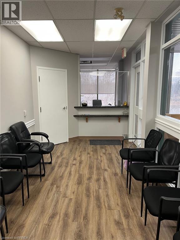 139 Grand River Street N Unit# 201, Paris, Ontario  N3L 2M4 - Photo 3 - 40819041