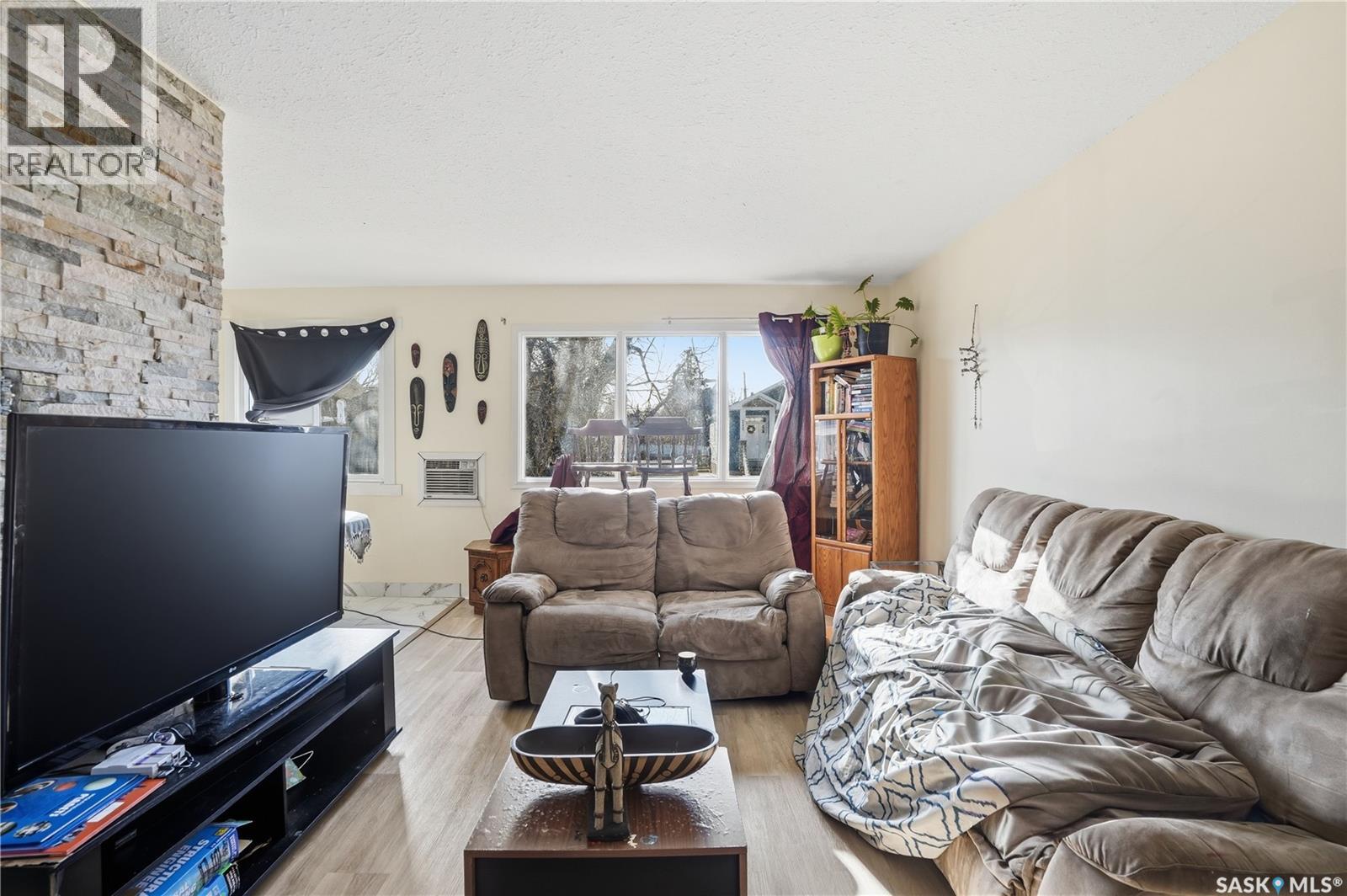 2123 Reynolds Street, Regina, Saskatchewan  S4N 3N2 - Photo 12 - SK032827