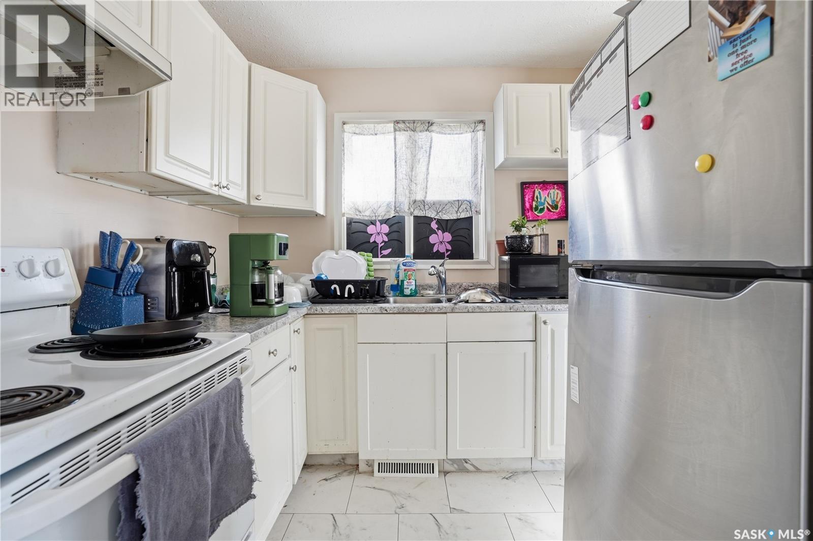 2123 Reynolds Street, Regina, Saskatchewan  S4N 3N2 - Photo 4 - SK032827