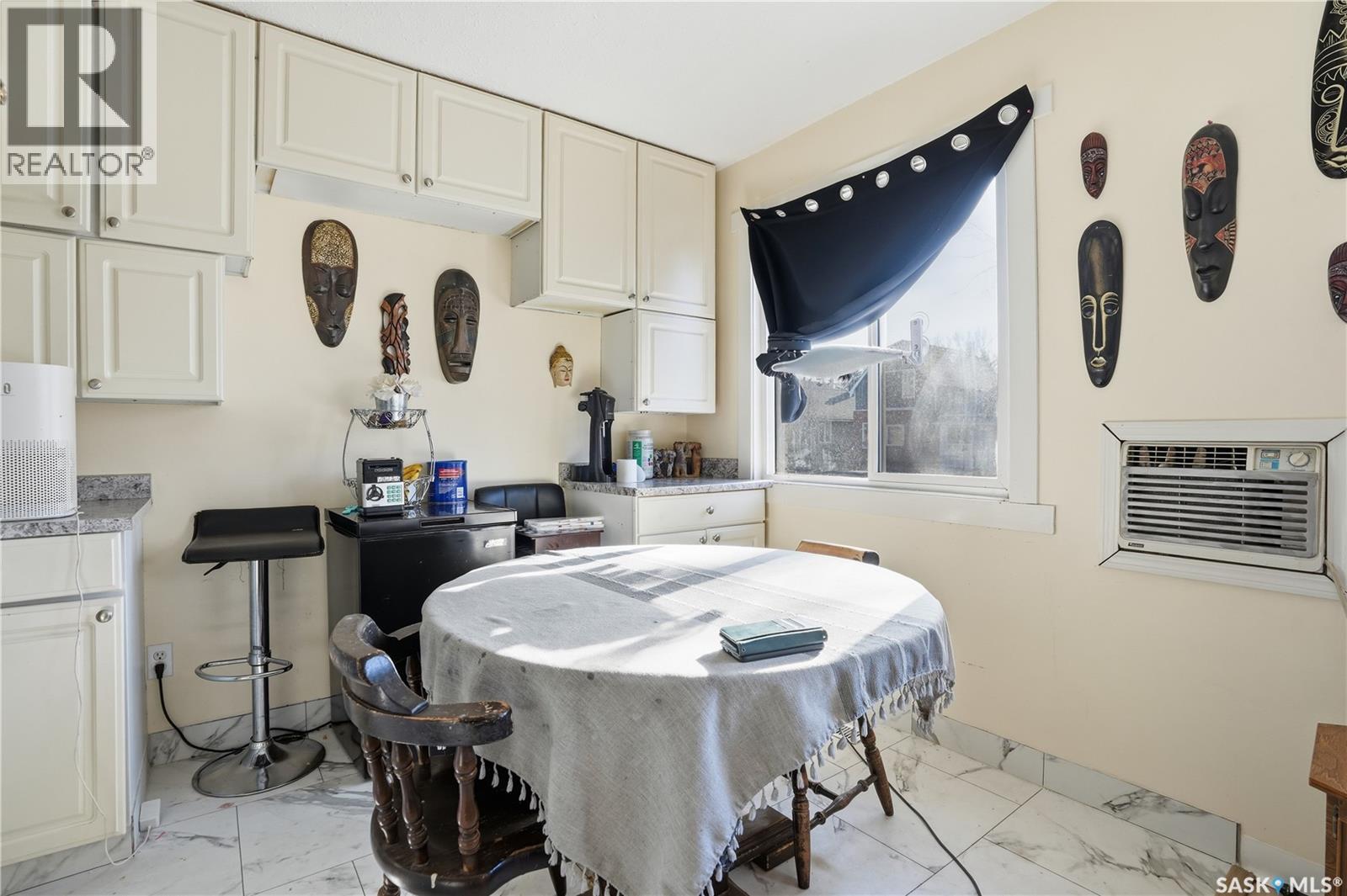 2123 Reynolds Street, Regina, Saskatchewan  S4N 3N2 - Photo 9 - SK032827