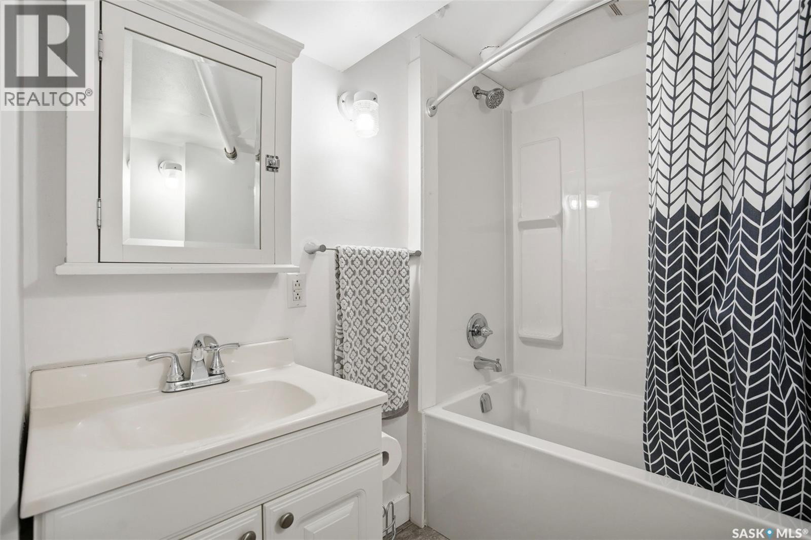 903 6th Avenue N, Saskatoon, Saskatchewan  S7K 2T3 - Photo 23 - SK032781