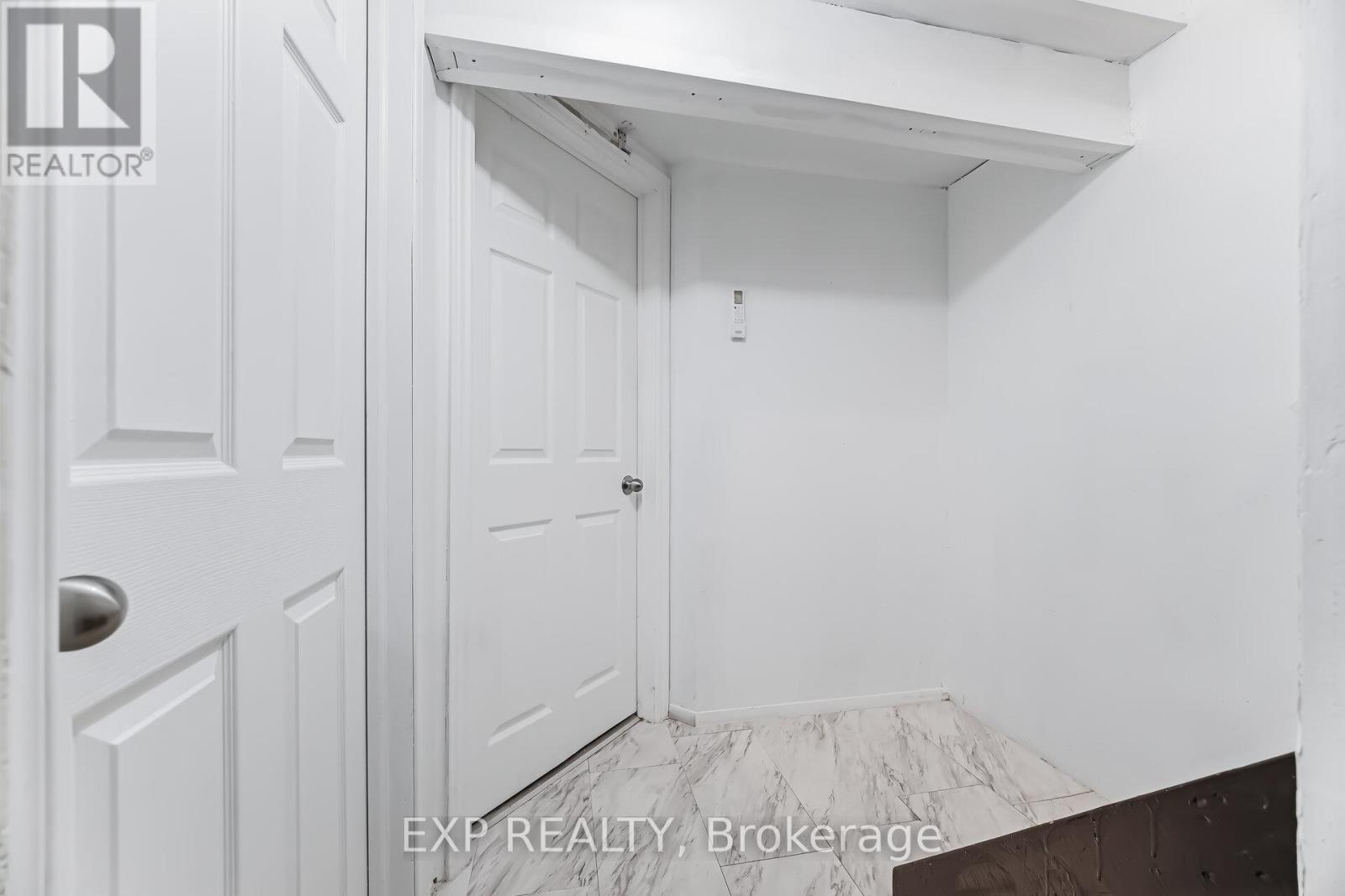 32a - 1568 Garth Street, Hamilton, Ontario L9B 1T3 - Photo 33 - X12994646