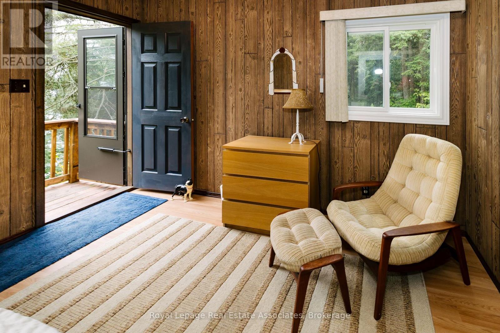 6415 Kennisis Lake Road, Dysart Et Al, Ontario  K0M 1S0 - Photo 9 - X12994652