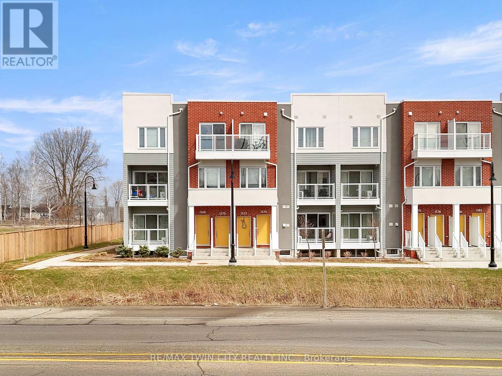 1574 FISCHER HALLMAN ROAD, Kitchener, Ontario