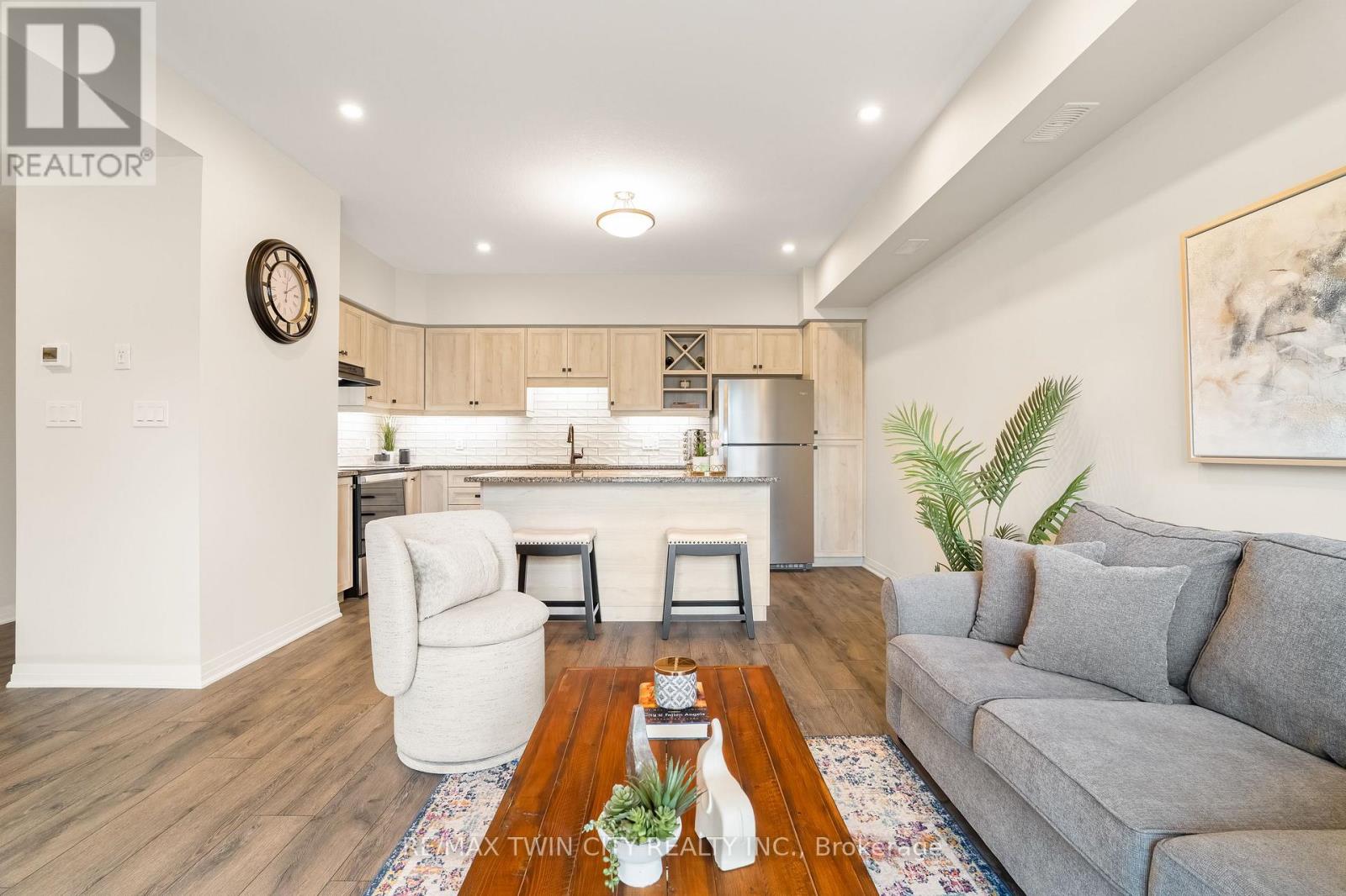 1574 Fischer Hallman Road, Kitchener, Ontario  N2R 0R7 - Photo 11 - X12994662