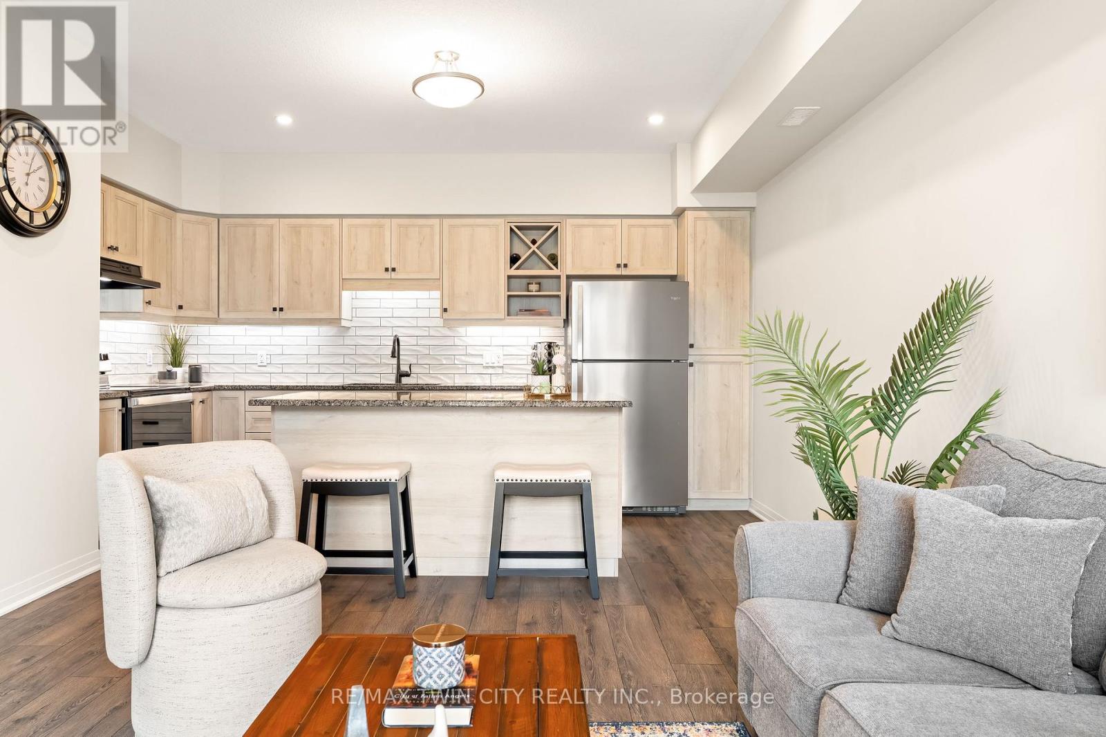 1574 Fischer Hallman Road, Kitchener, Ontario  N2R 0R7 - Photo 19 - X12994662