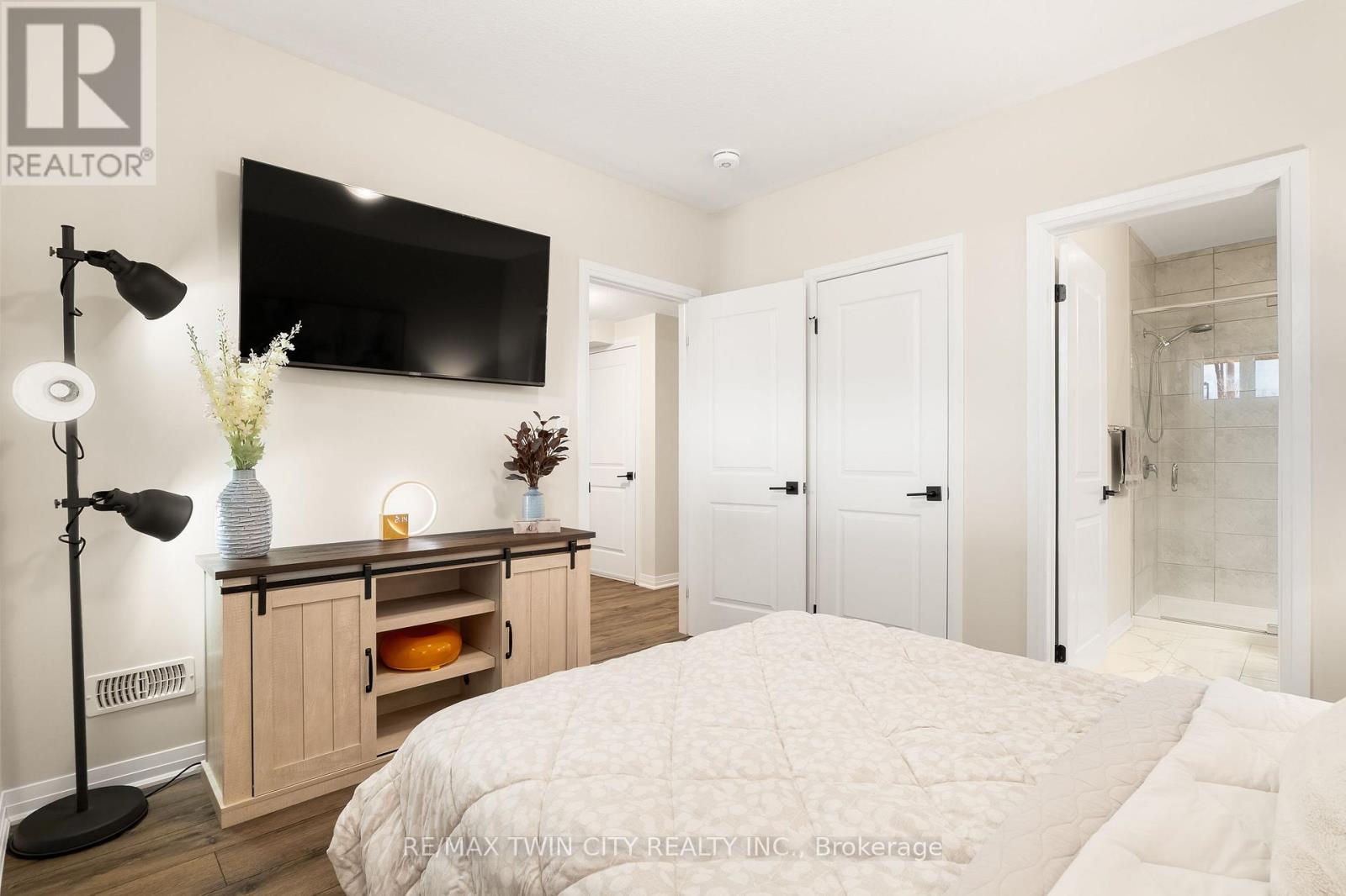 1574 Fischer Hallman Road, Kitchener, Ontario  N2R 0R7 - Photo 28 - X12994662