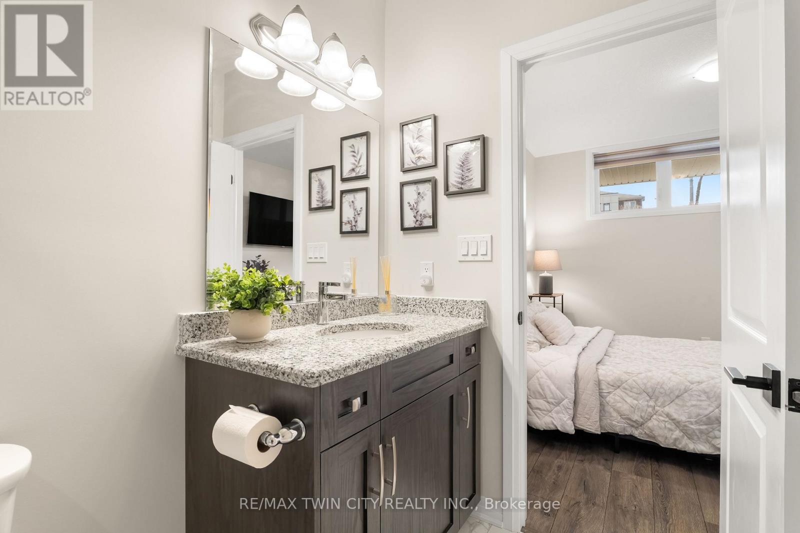 1574 Fischer Hallman Road, Kitchener, Ontario  N2R 0R7 - Photo 32 - X12994662