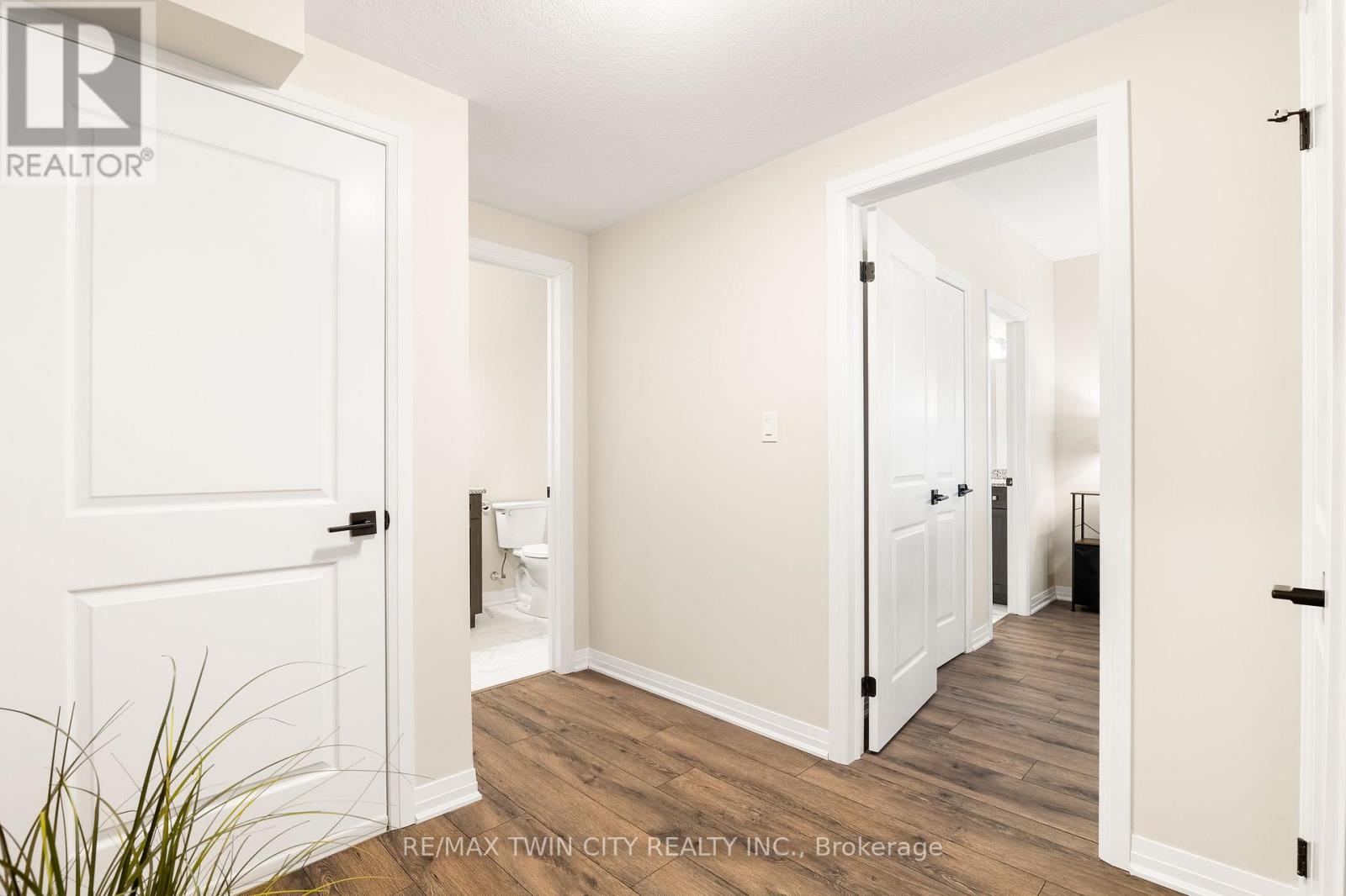 1574 Fischer Hallman Road, Kitchener, Ontario  N2R 0R7 - Photo 35 - X12994662