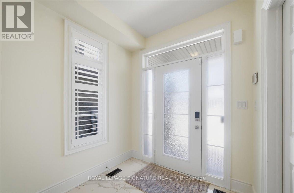 81 Attwater Drive, Cambridge, Ontario  N1R 5S2 - Photo 3 - X12994668