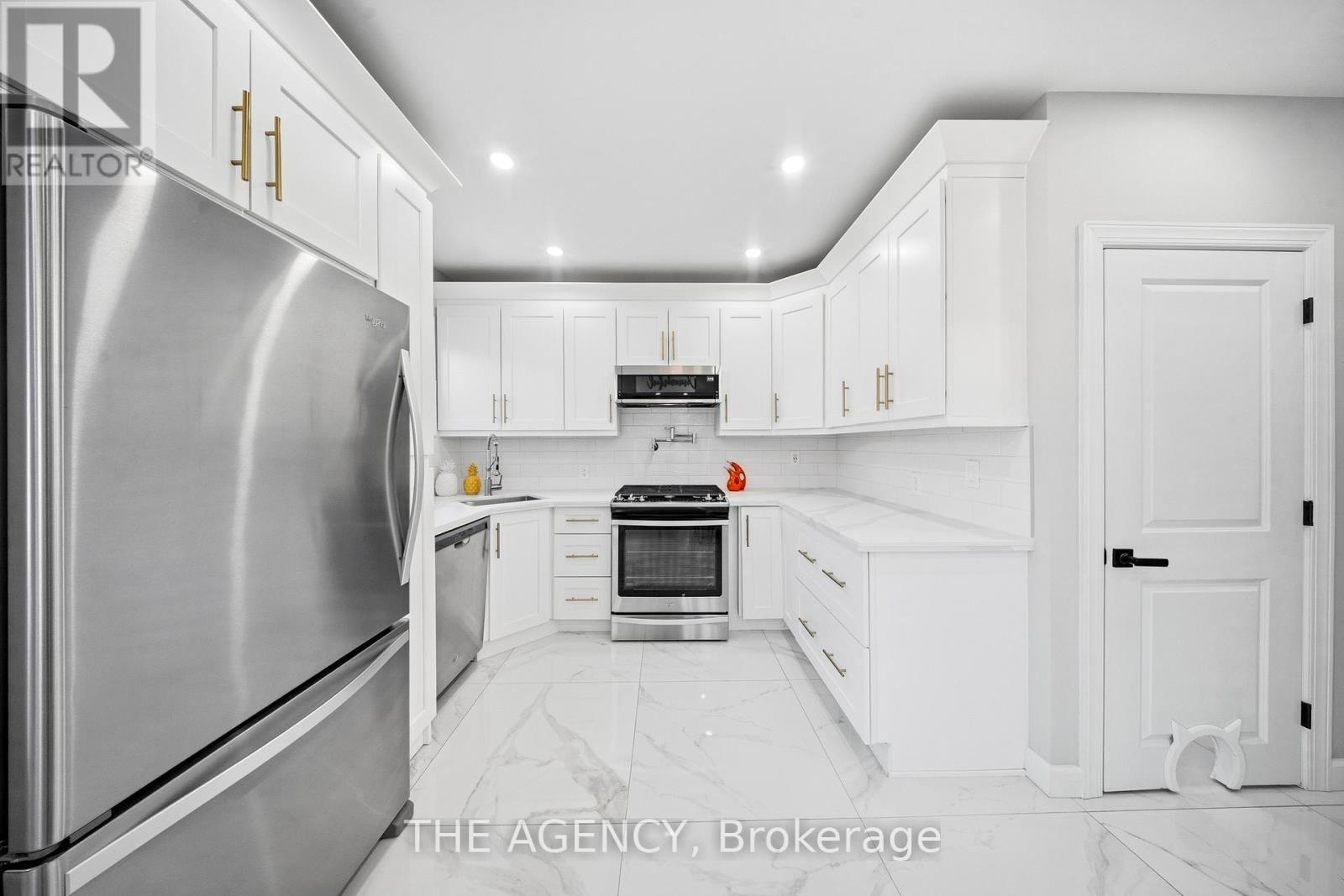 273 Stinson Crescent, Hamilton, Ontario  L8N 1T6 - Photo 13 - X12994680