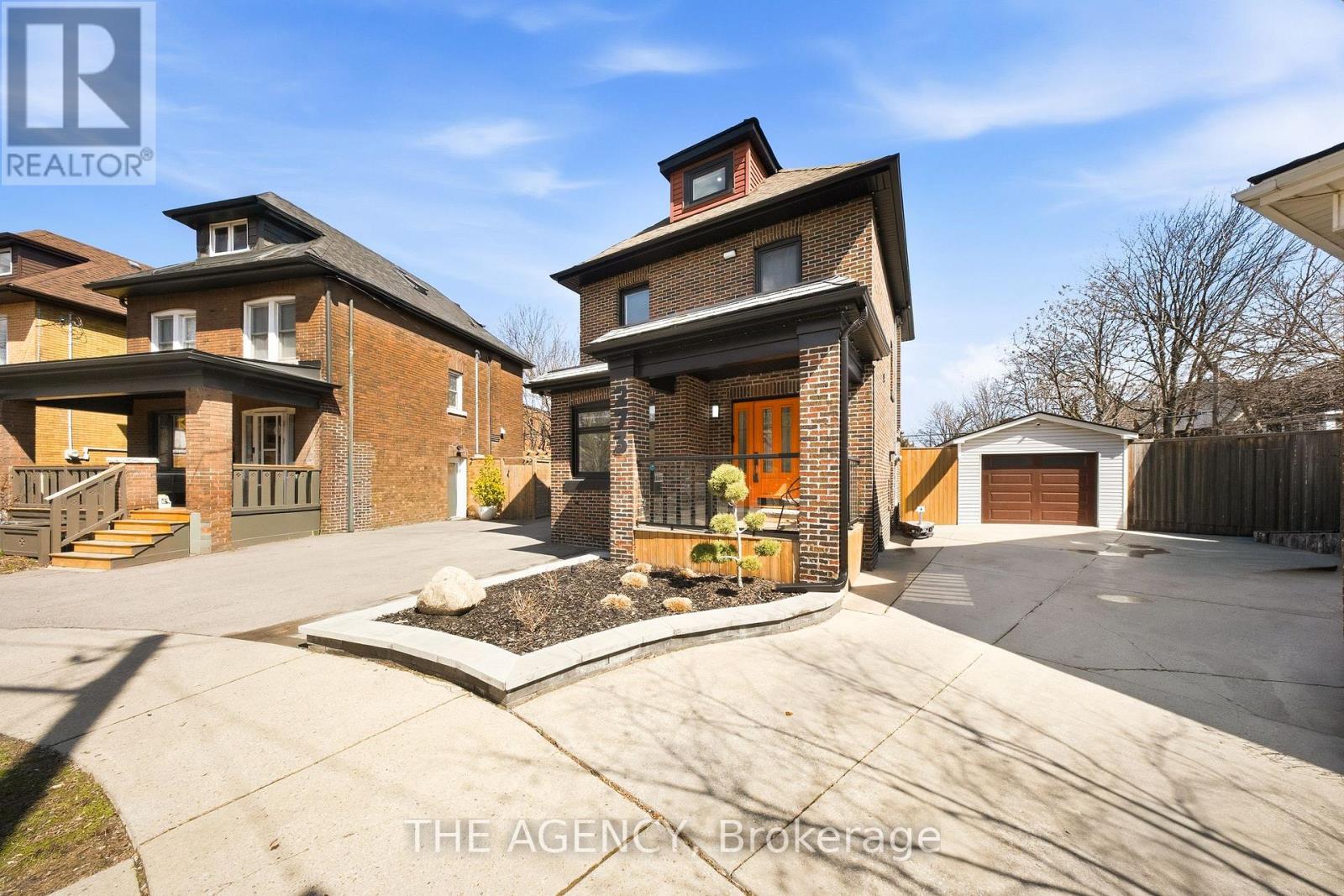 273 Stinson Crescent, Hamilton, Ontario  L8N 1T6 - Photo 3 - X12994680