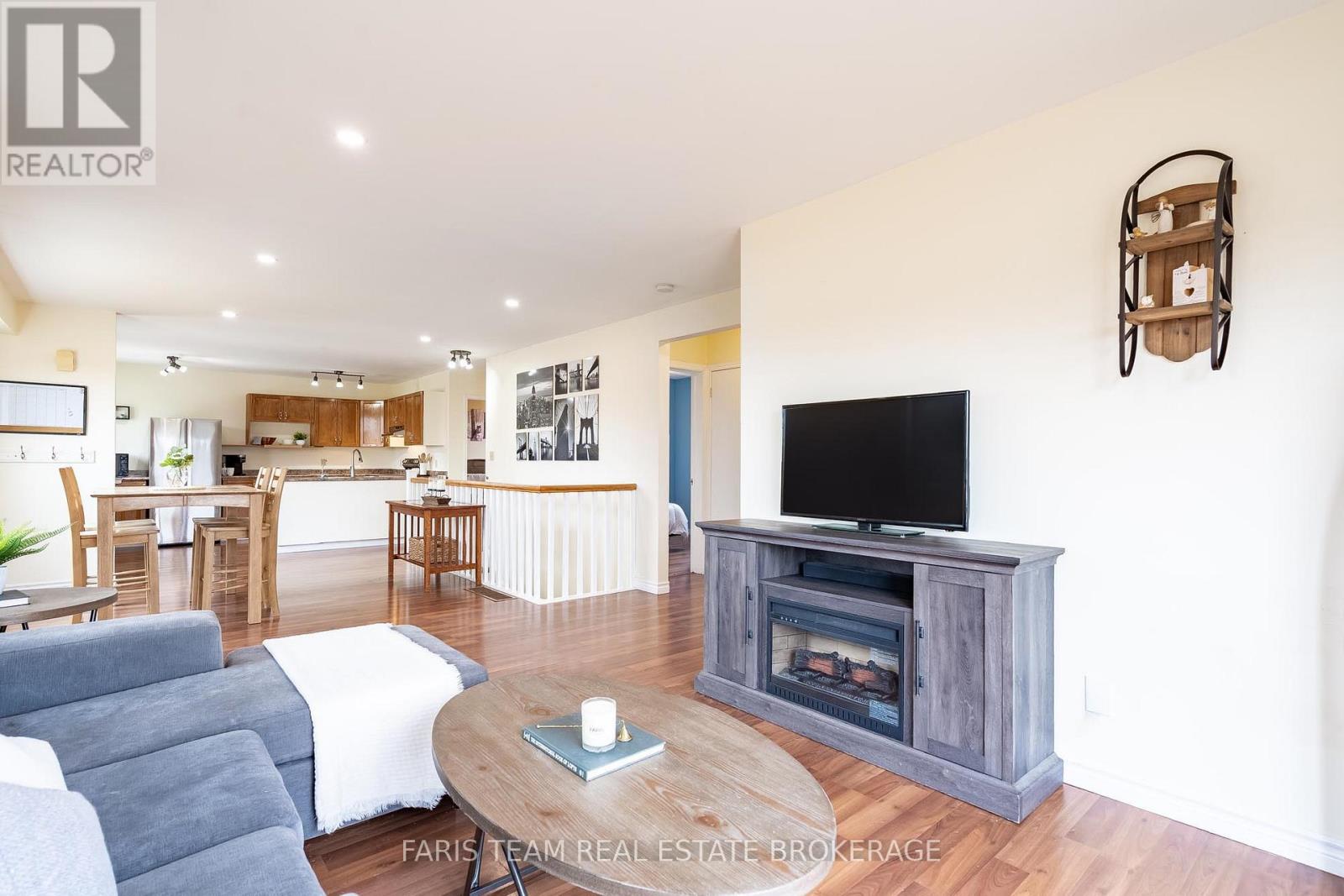 157 Brewster Lake Road, Grey Highlands, Ontario N0C 1M0 - Photo 12 - X12994786