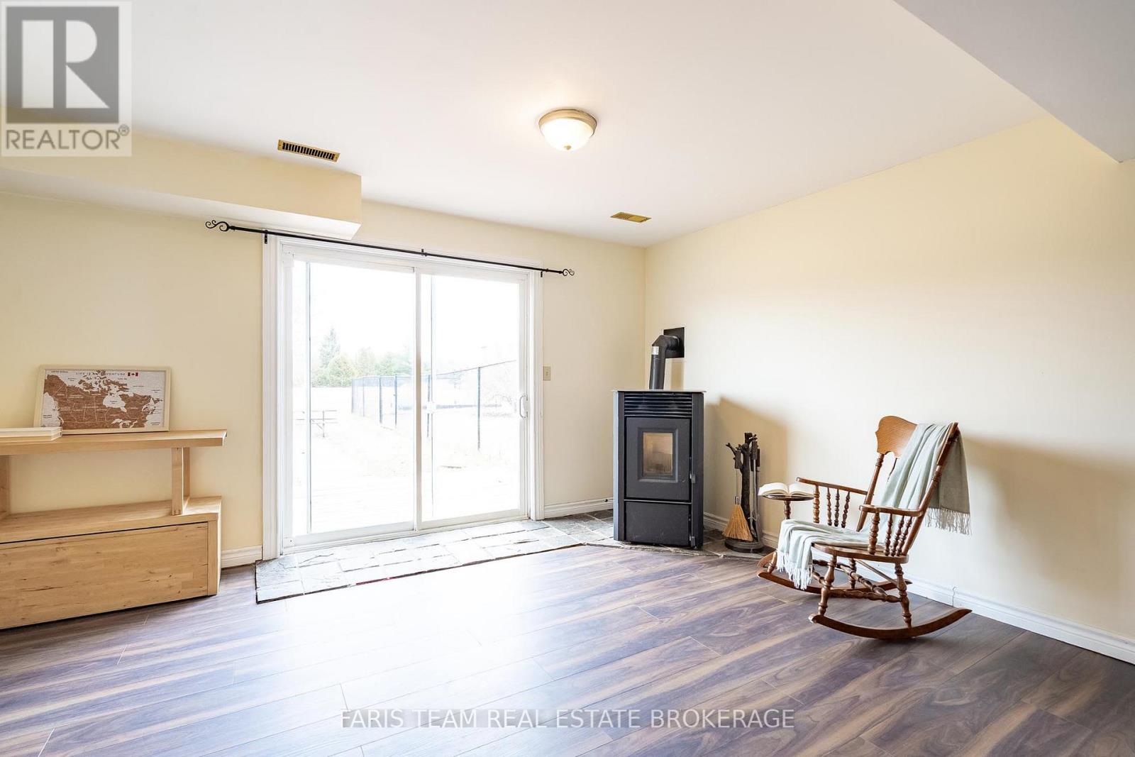 157 Brewster Lake Road, Grey Highlands, Ontario N0C 1M0 - Photo 21 - X12994786