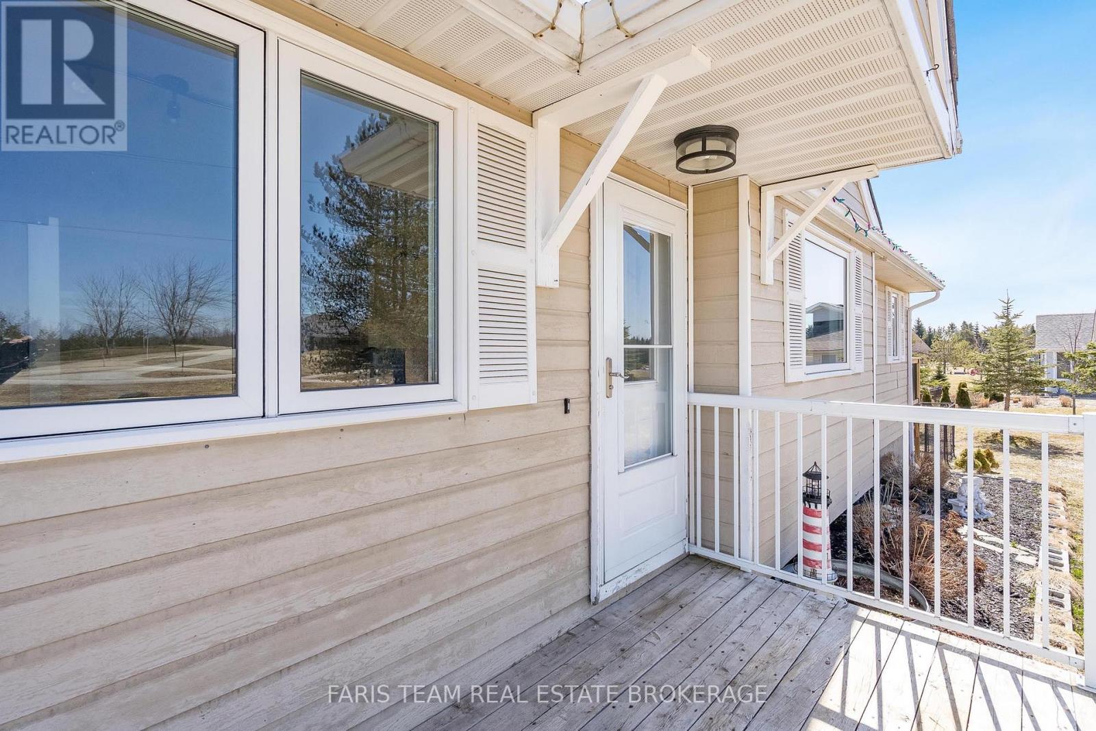 157 Brewster Lake Road, Grey Highlands, Ontario N0C 1M0 - Photo 3 - X12994786