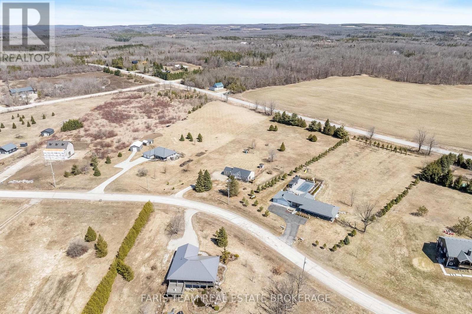 157 Brewster Lake Road, Grey Highlands, Ontario N0C 1M0 - Photo 35 - X12994786