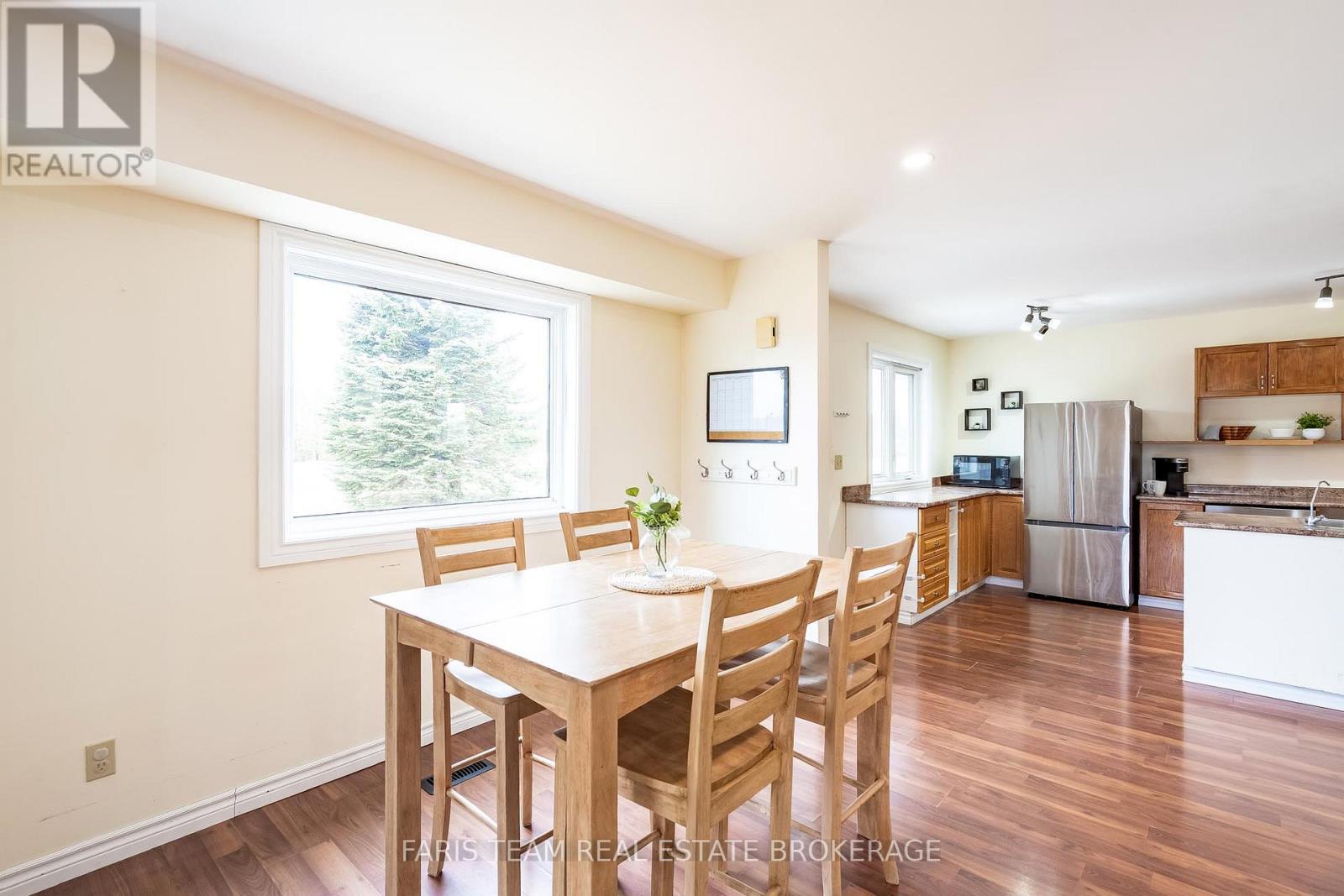 157 Brewster Lake Road, Grey Highlands, Ontario N0C 1M0 - Photo 8 - X12994786