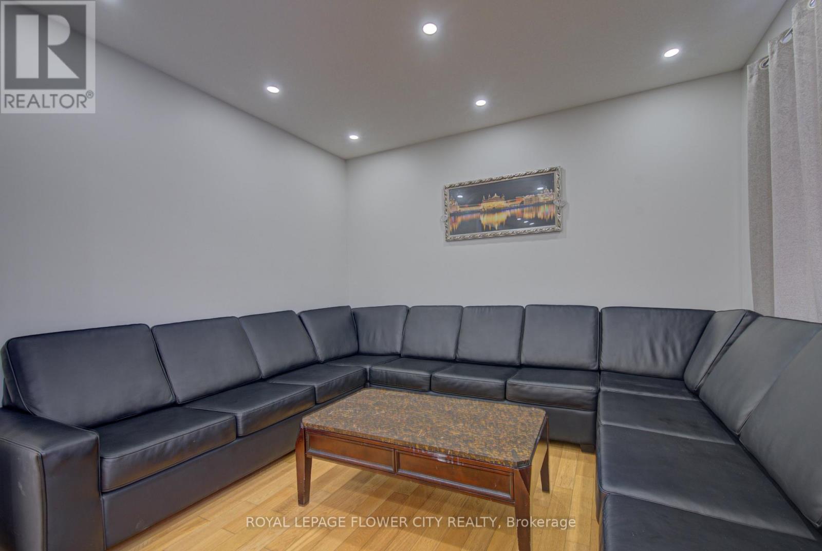 20 Munro Circle, Brantford, Ontario  N3T 0R2 - Photo 23 - X12994874