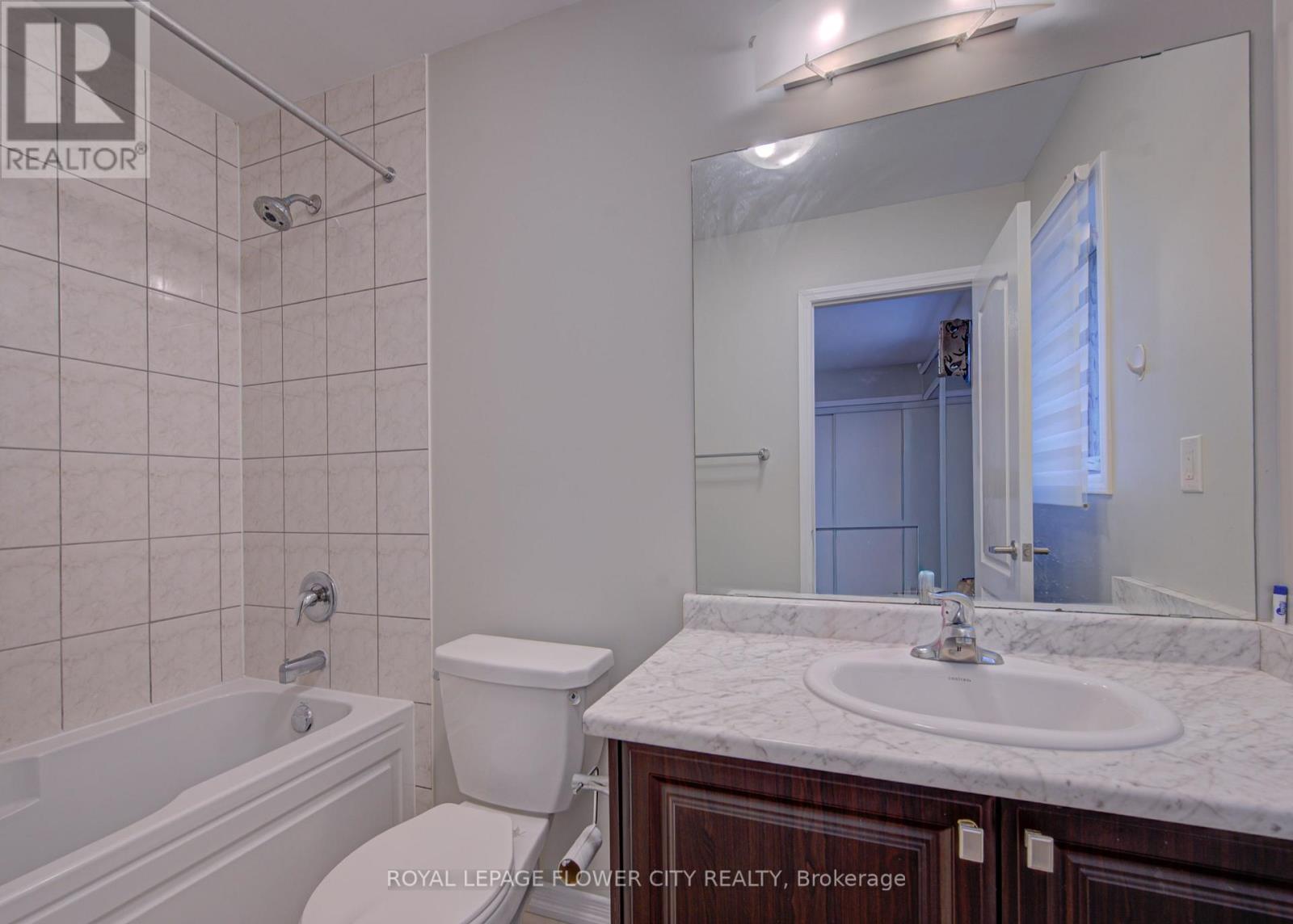 20 Munro Circle, Brantford, Ontario  N3T 0R2 - Photo 30 - X12994874