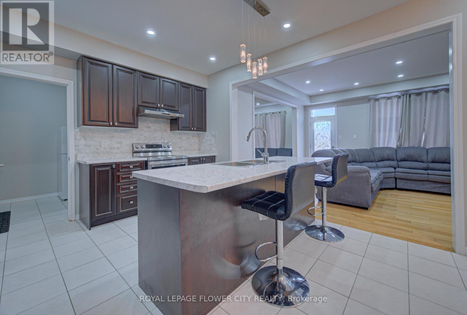 20 Munro Circle, Brantford, Ontario  N3T 0R2 - Photo 9 - X12994874