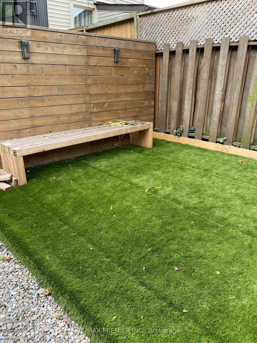 1 - 50 Pape Avenue, Toronto, Ontario  M4M 2V6 - Photo 16 - E12725624