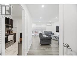 255 - 10 EDDYSTONE AVENUE, Toronto, Ontario