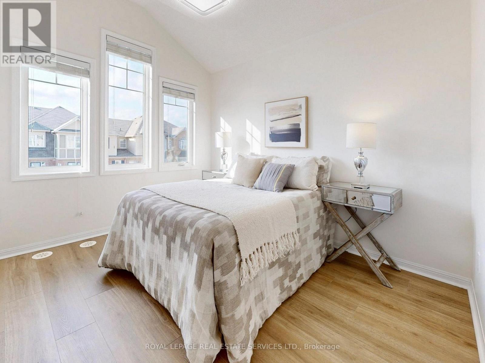 918 Nadalin Heights, Milton, Ontario  L9T 8R1 - Photo 31 - W12994648