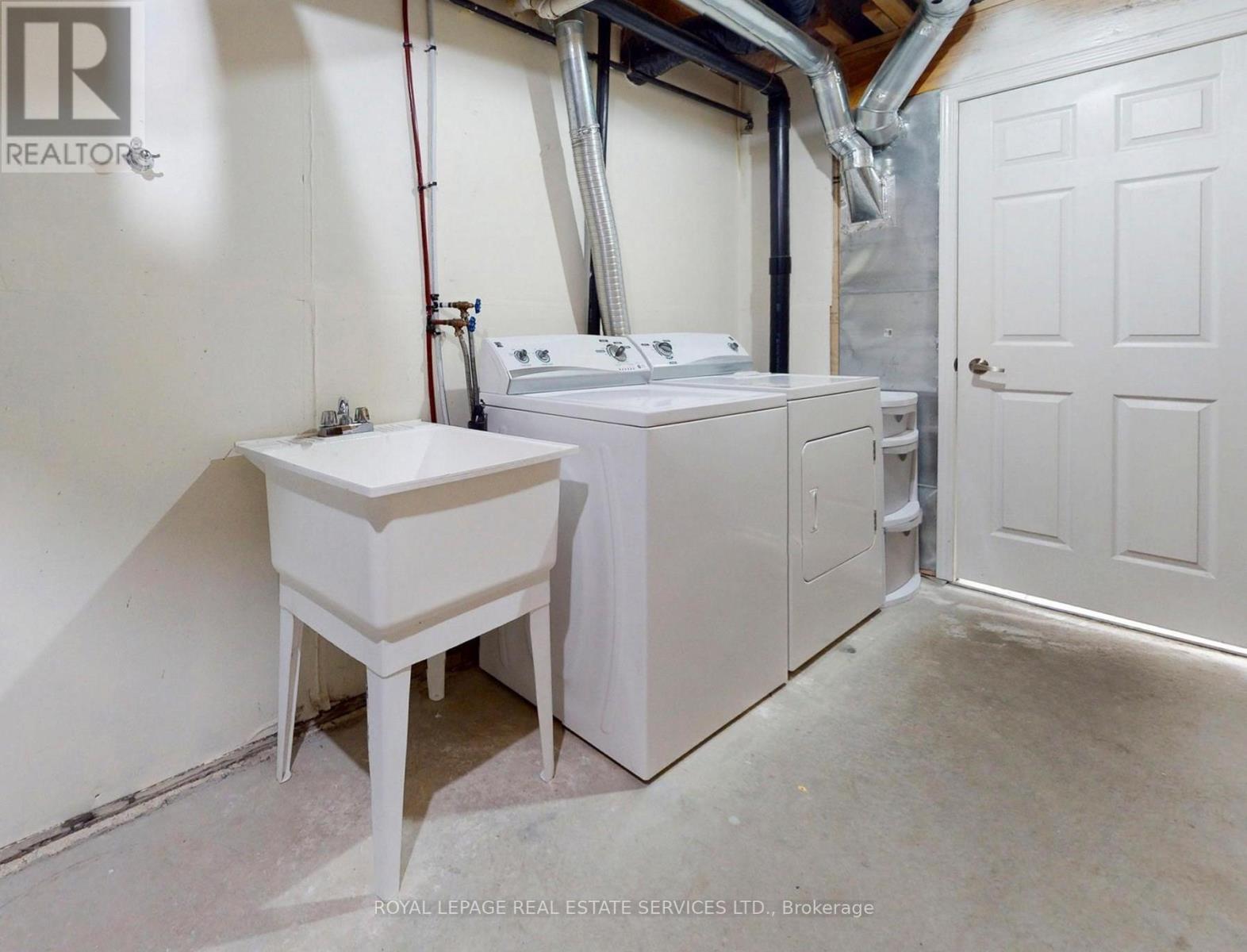 918 Nadalin Heights, Milton, Ontario  L9T 8R1 - Photo 39 - W12994648