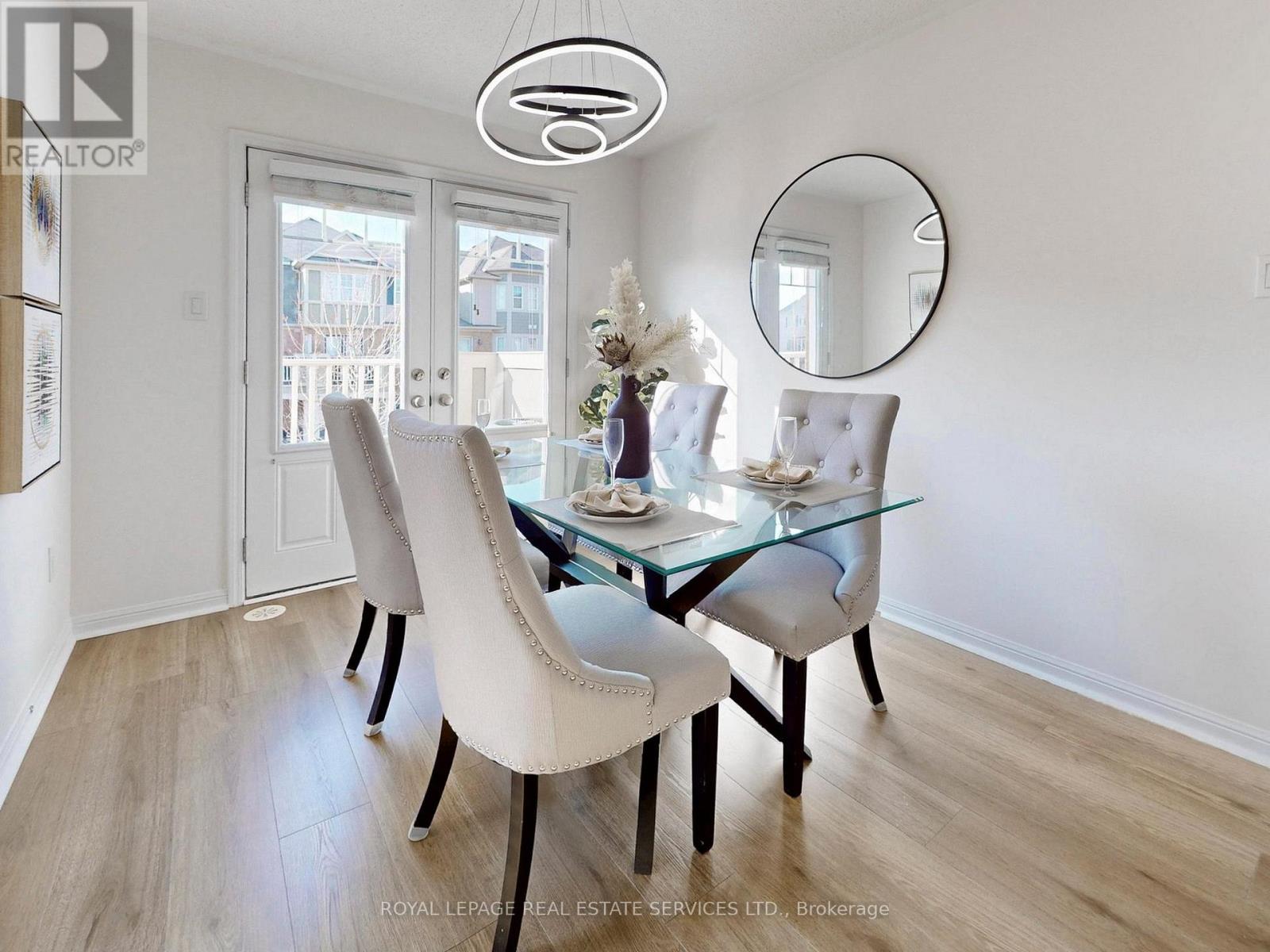 918 Nadalin Heights, Milton, Ontario  L9T 8R1 - Photo 10 - W12994648